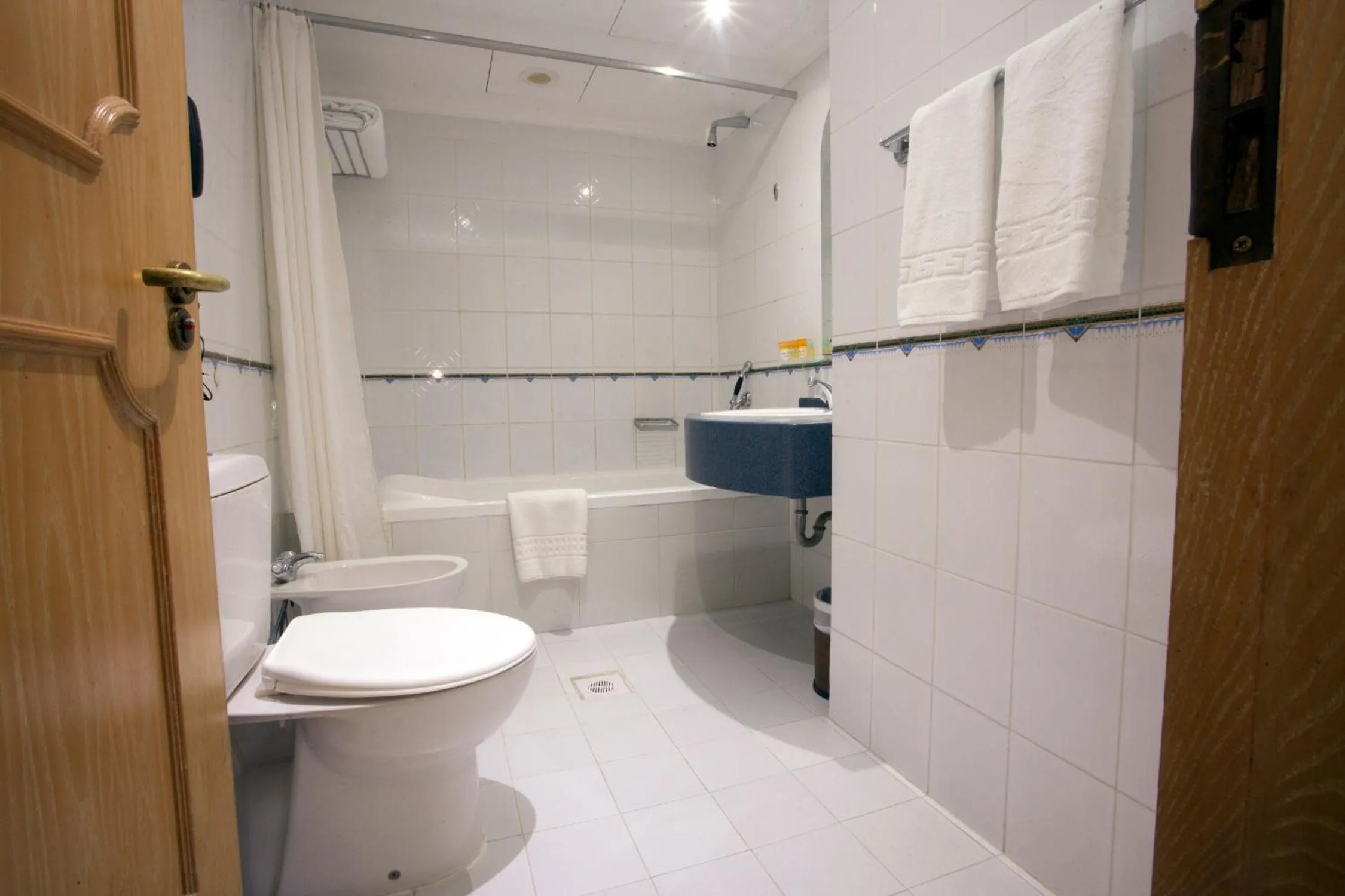 Shower in HAFFA HOUSE HOTEL