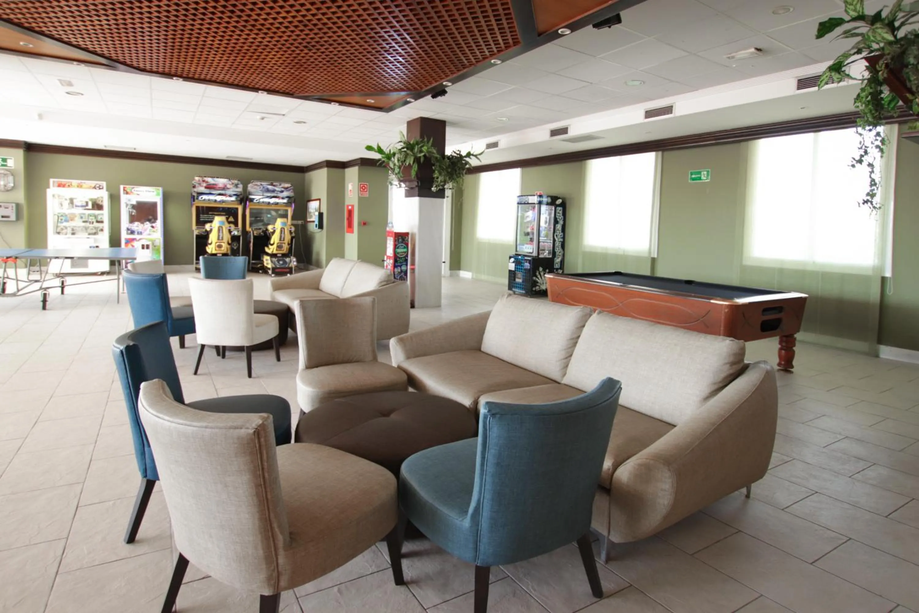 Lounge or bar in Ohtels Cabogata