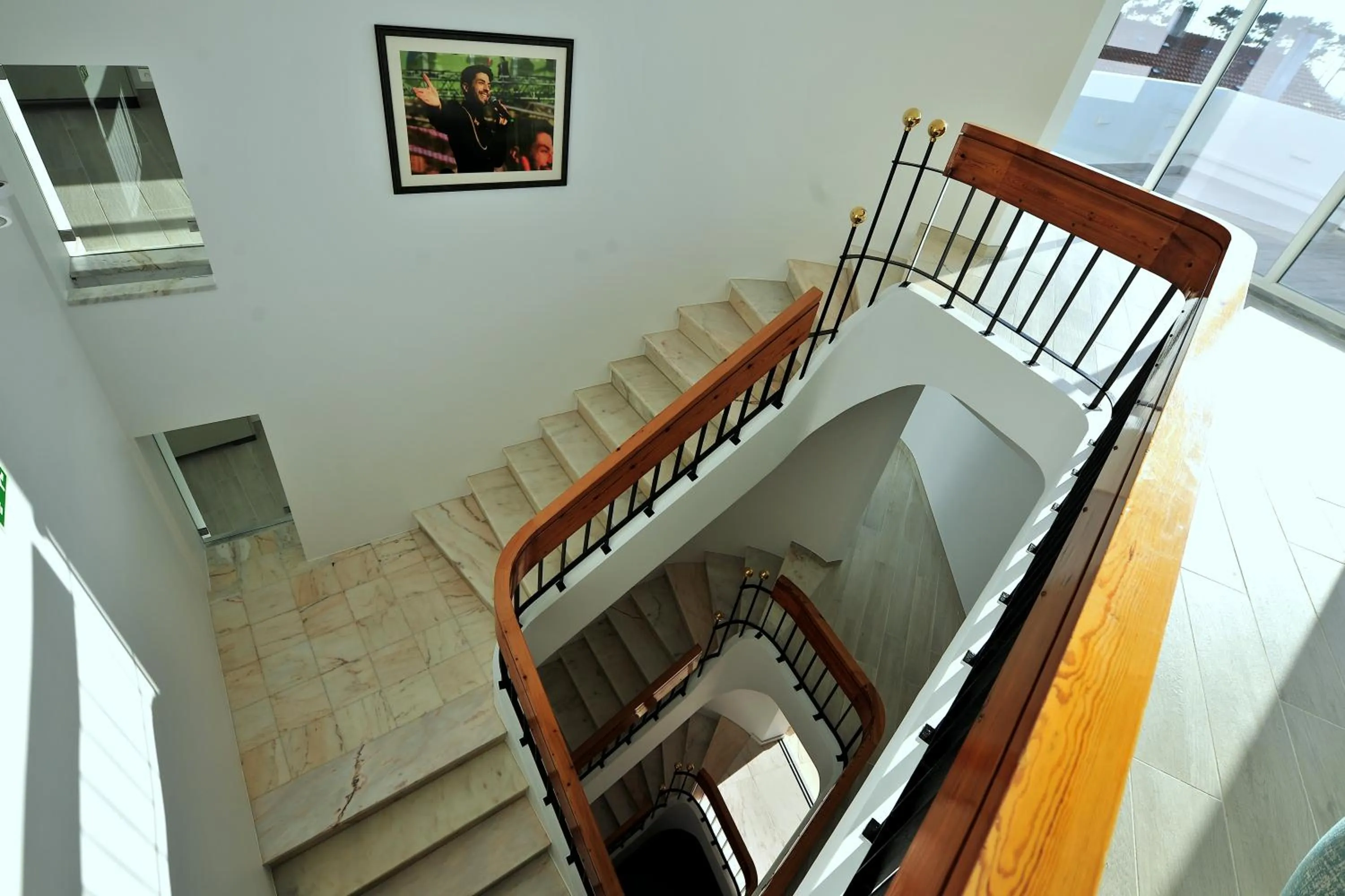 Property building in Hotel Búzio