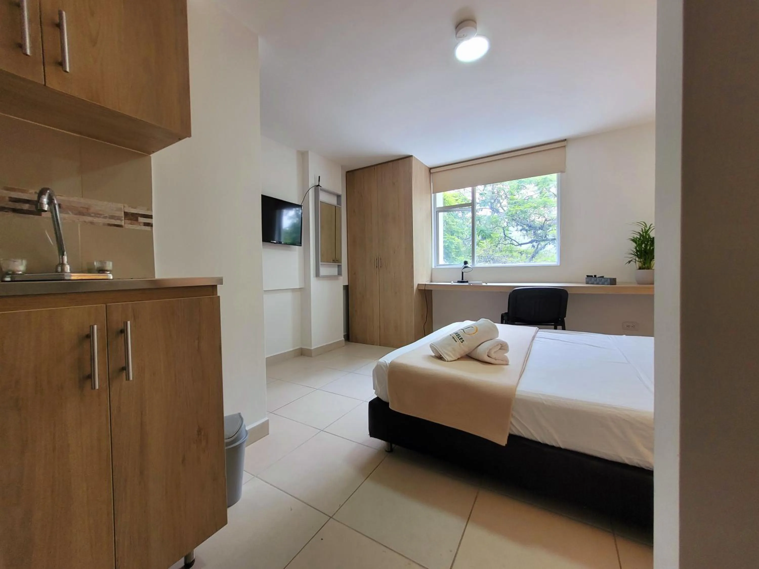 Bed in Laureles Guest House LGH Hotel