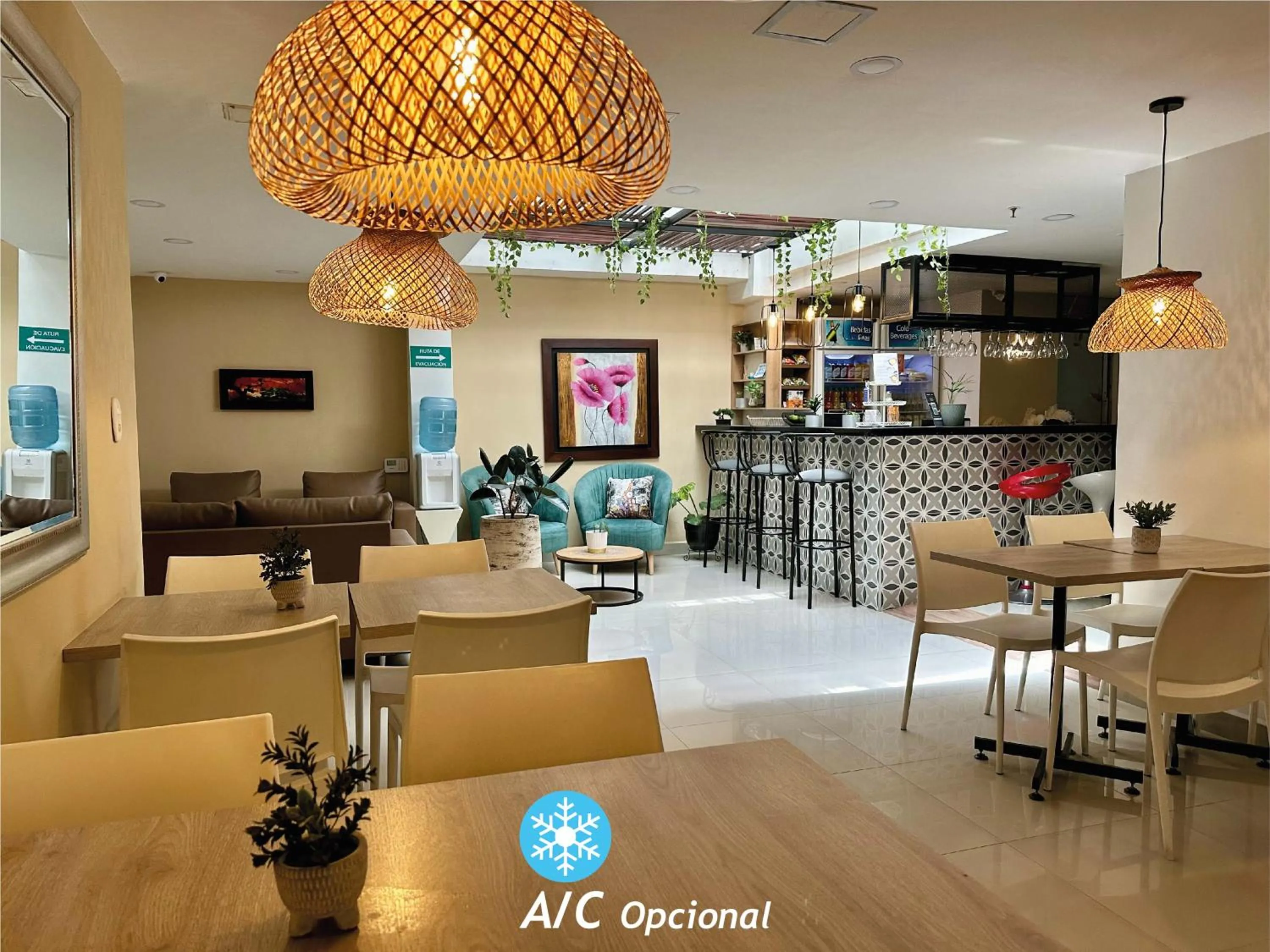 Property building in Laureles Guest House LGH Hotel