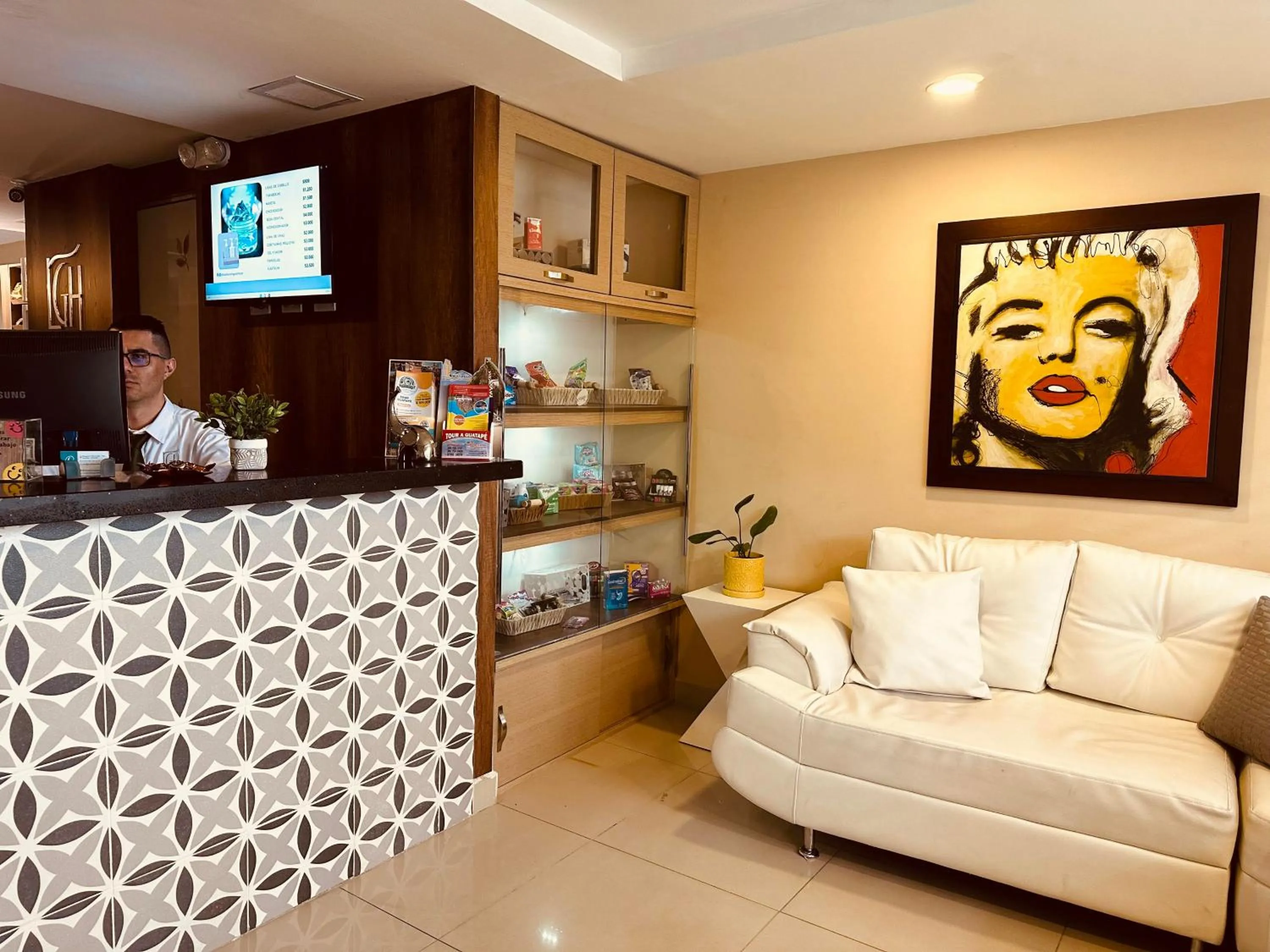 Lobby or reception in Laureles Guest House LGH Hotel
