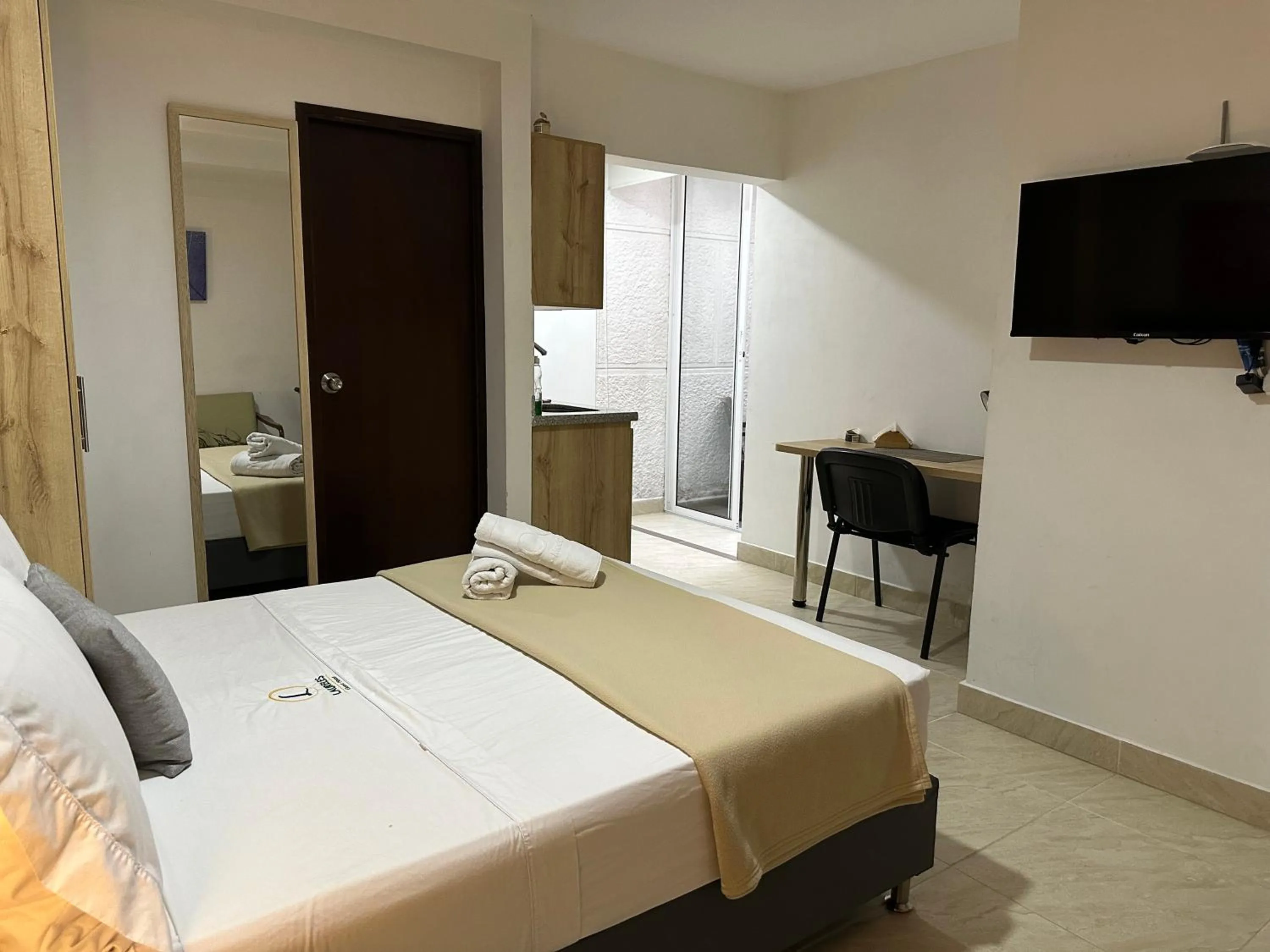 Bed in Laureles Guest House LGH Hotel