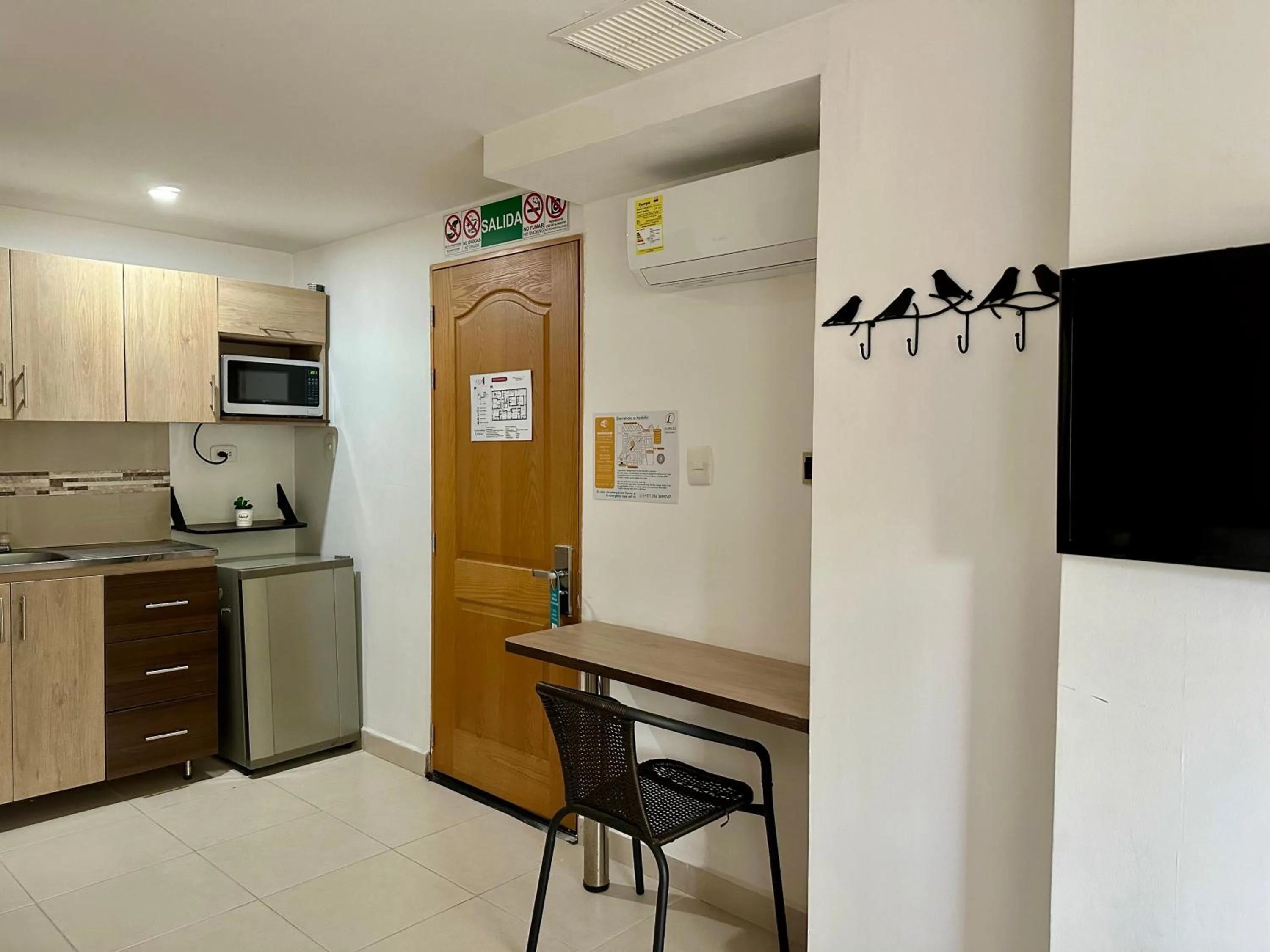 Seating area in Laureles Guest House LGH Hotel