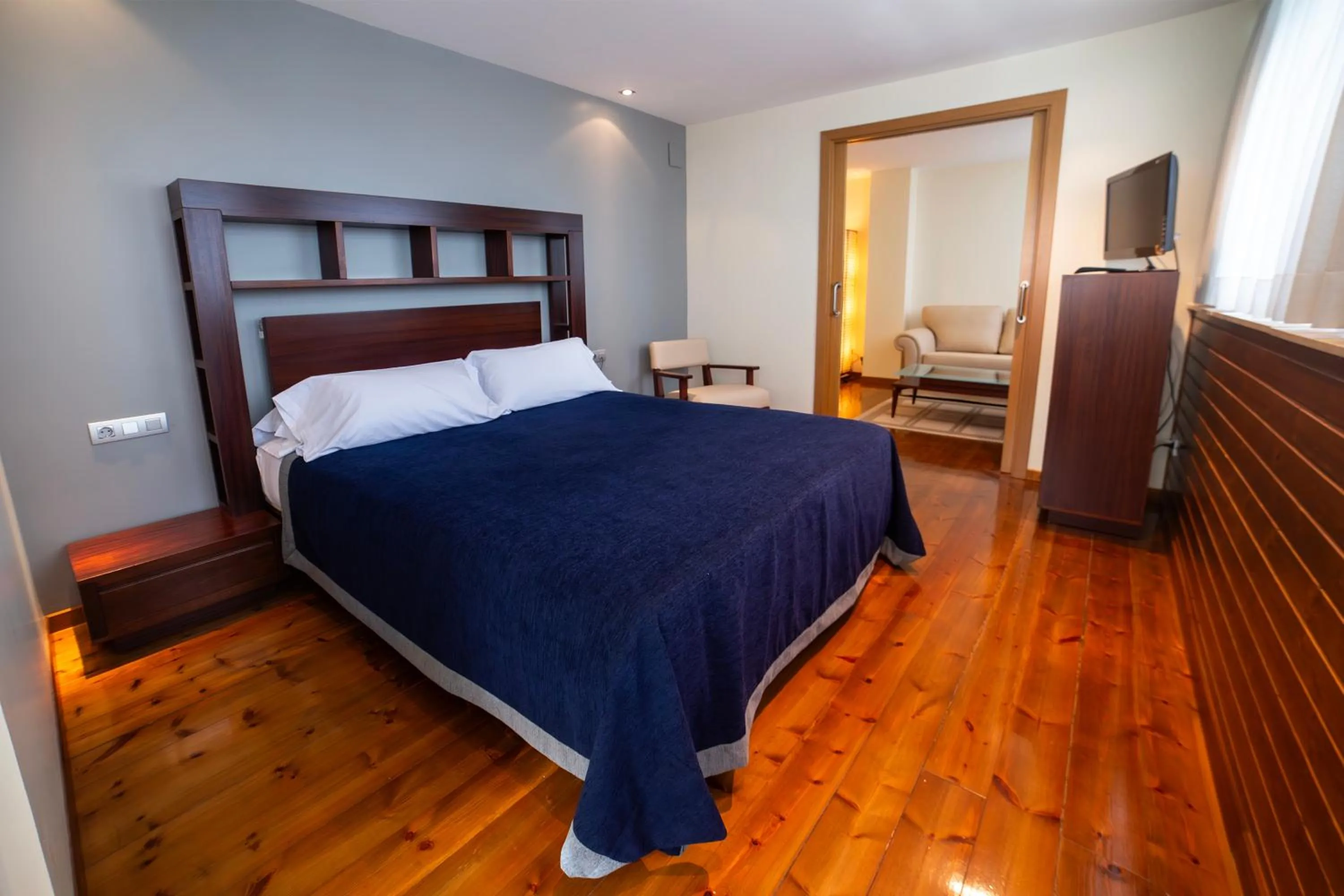 Bed in Hotel Auditorio Santiago & Spa