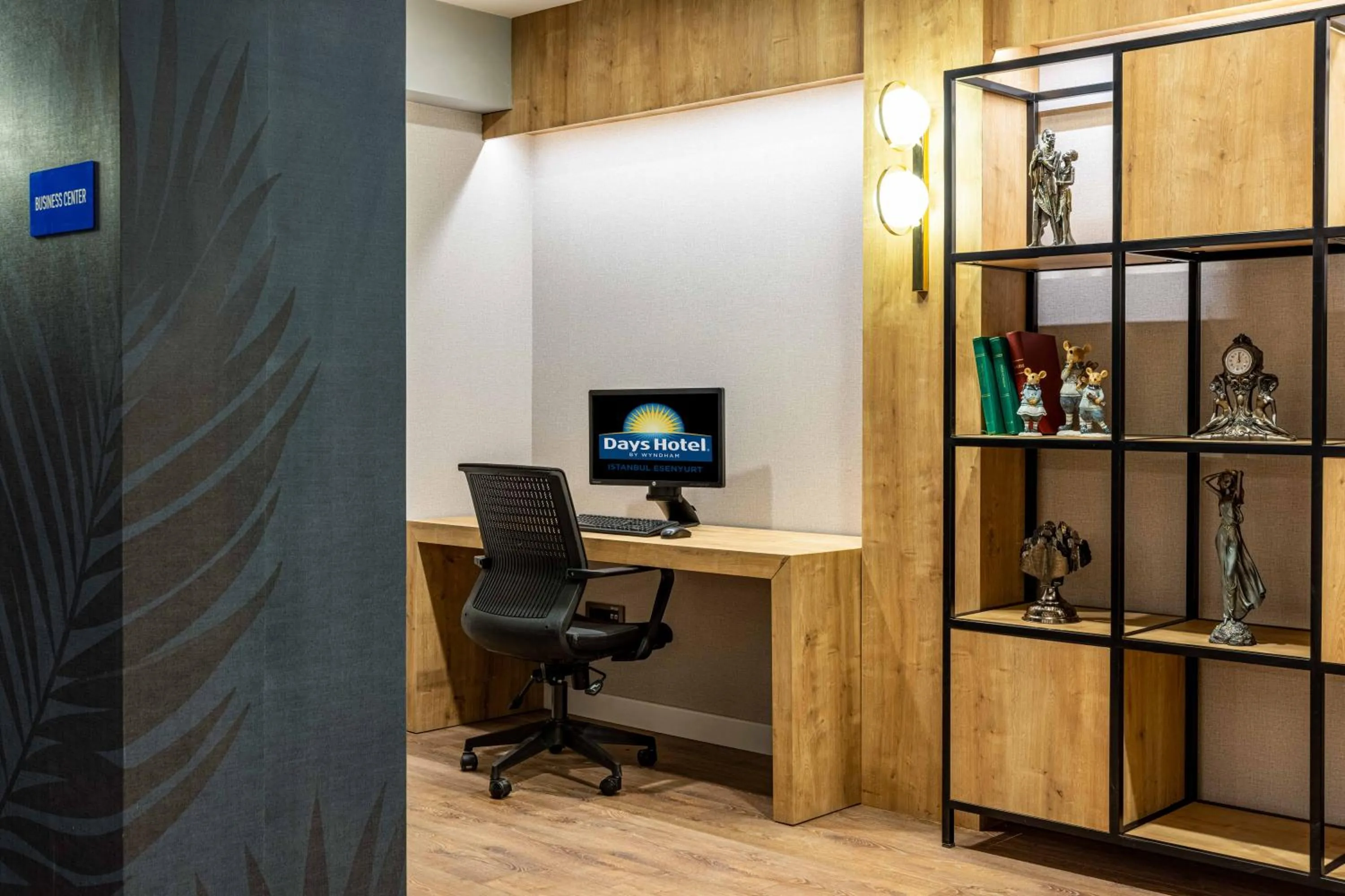 Business facilities in Days Inn & Suites by Wyndham Istanbul Esenyurt