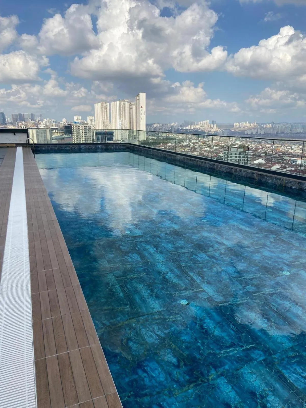 Pool view in Days Inn & Suites by Wyndham Istanbul Esenyurt