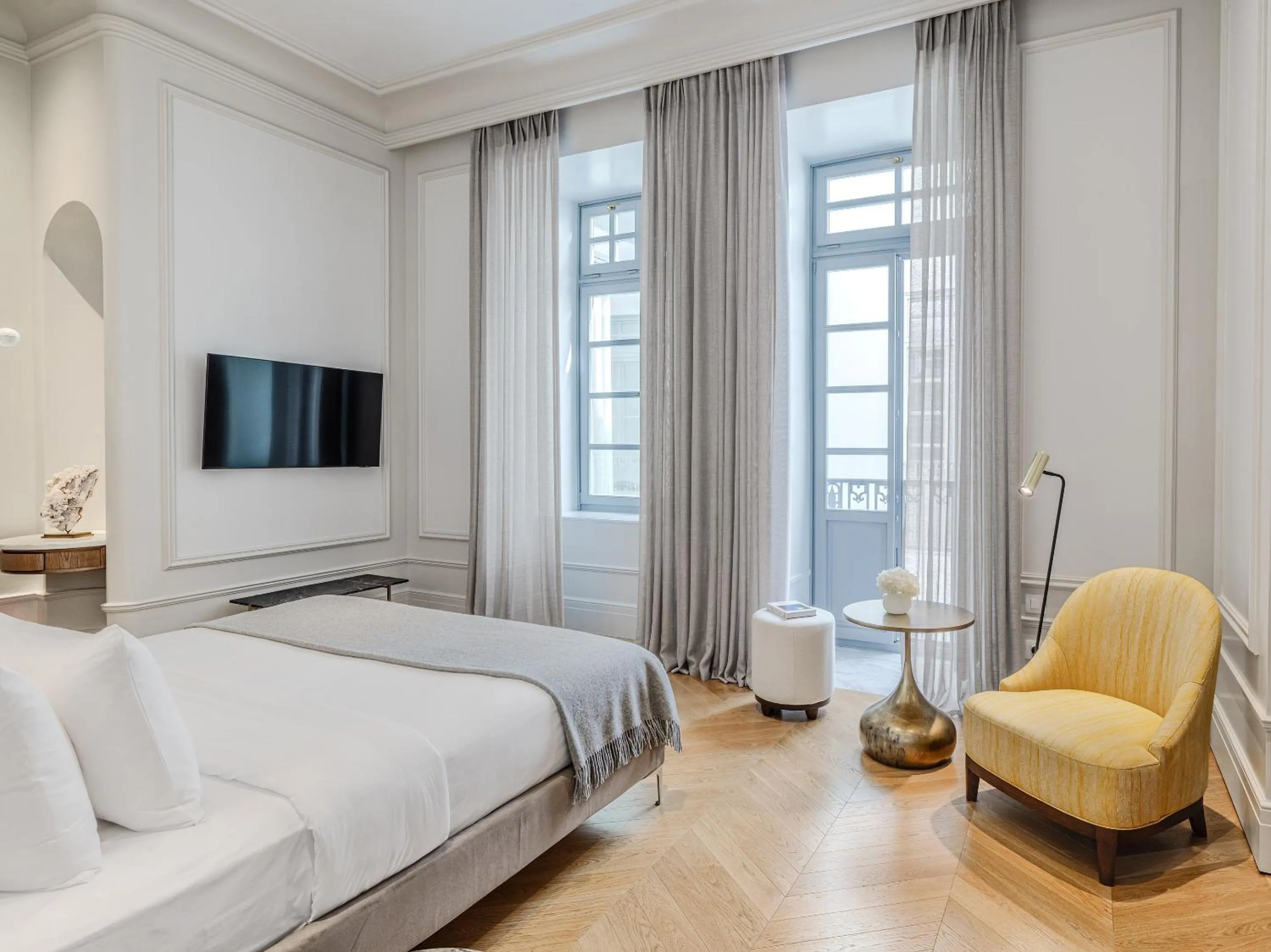 Bed in The Dolli at Acropolis, A Hotel to Live