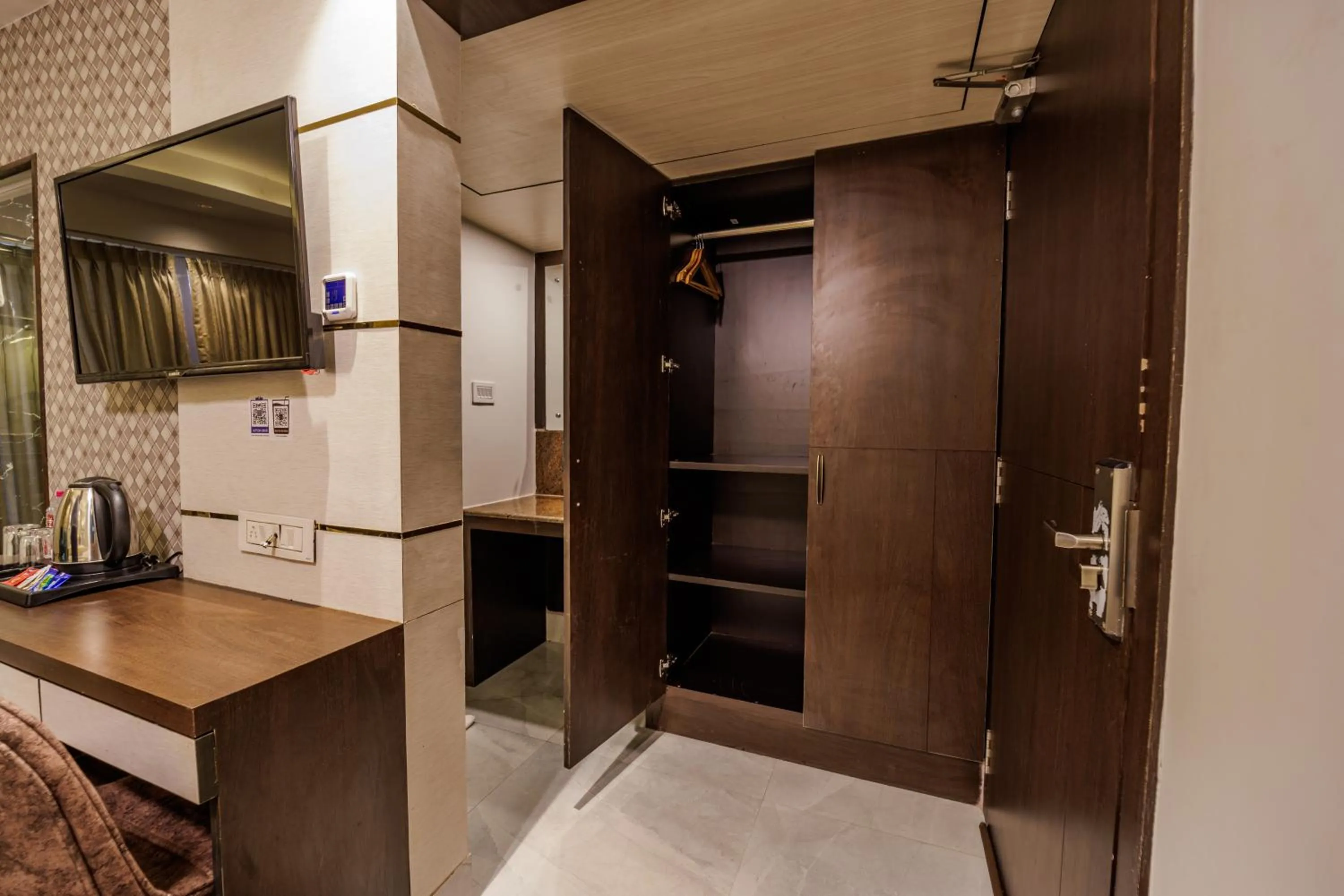 wardrobe in Casa De Katson