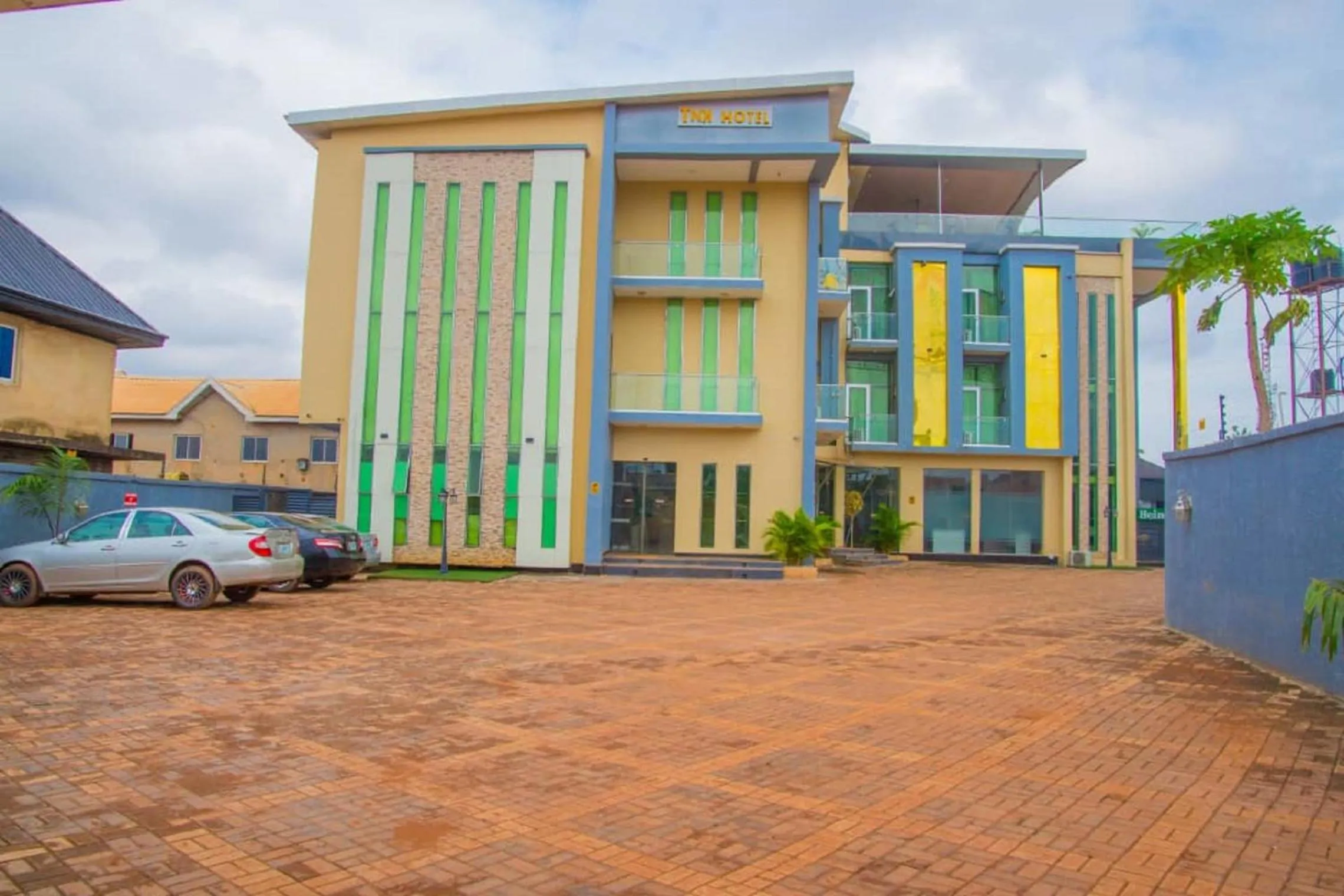 Property building in TNK Hotels