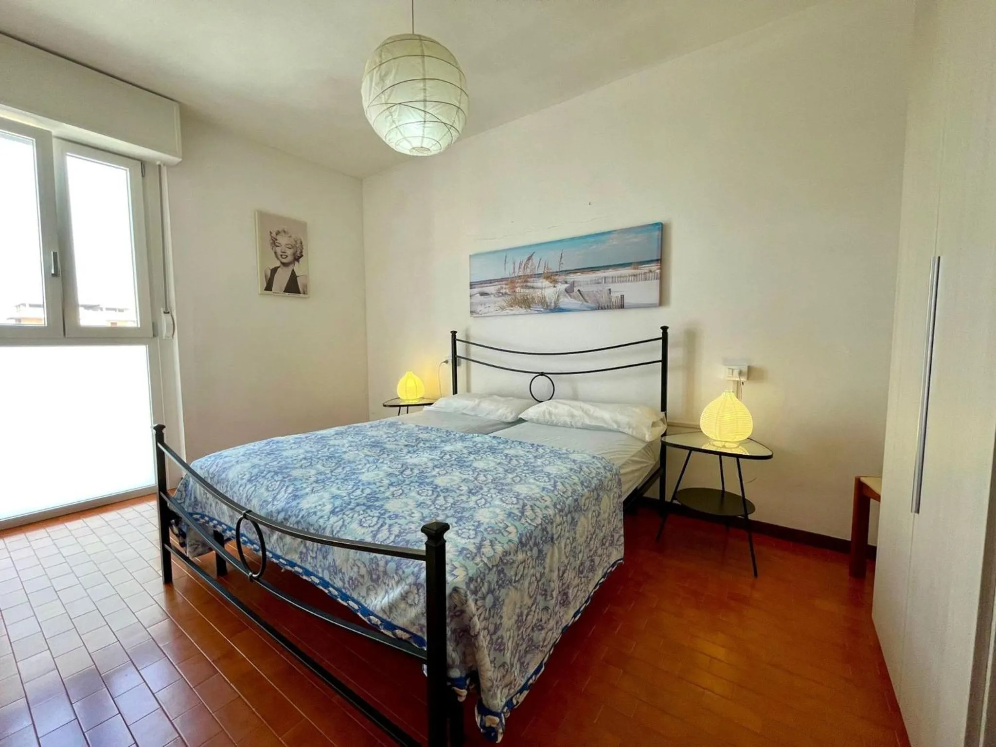 Cozy sea view apartment