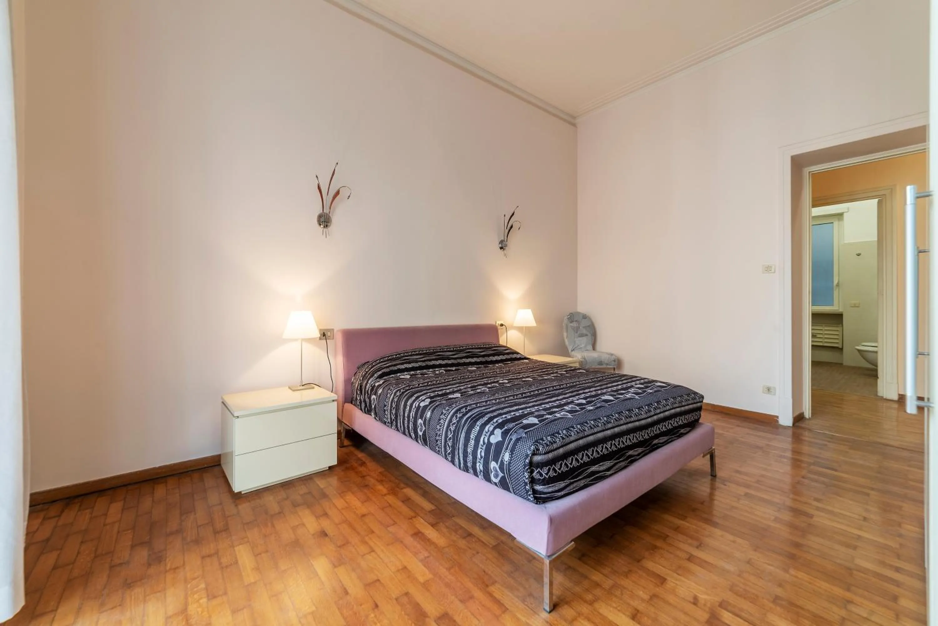 Bedroom, Bed in GuestHost - Piazza Mazzini & Stadio Olimpico Apartment