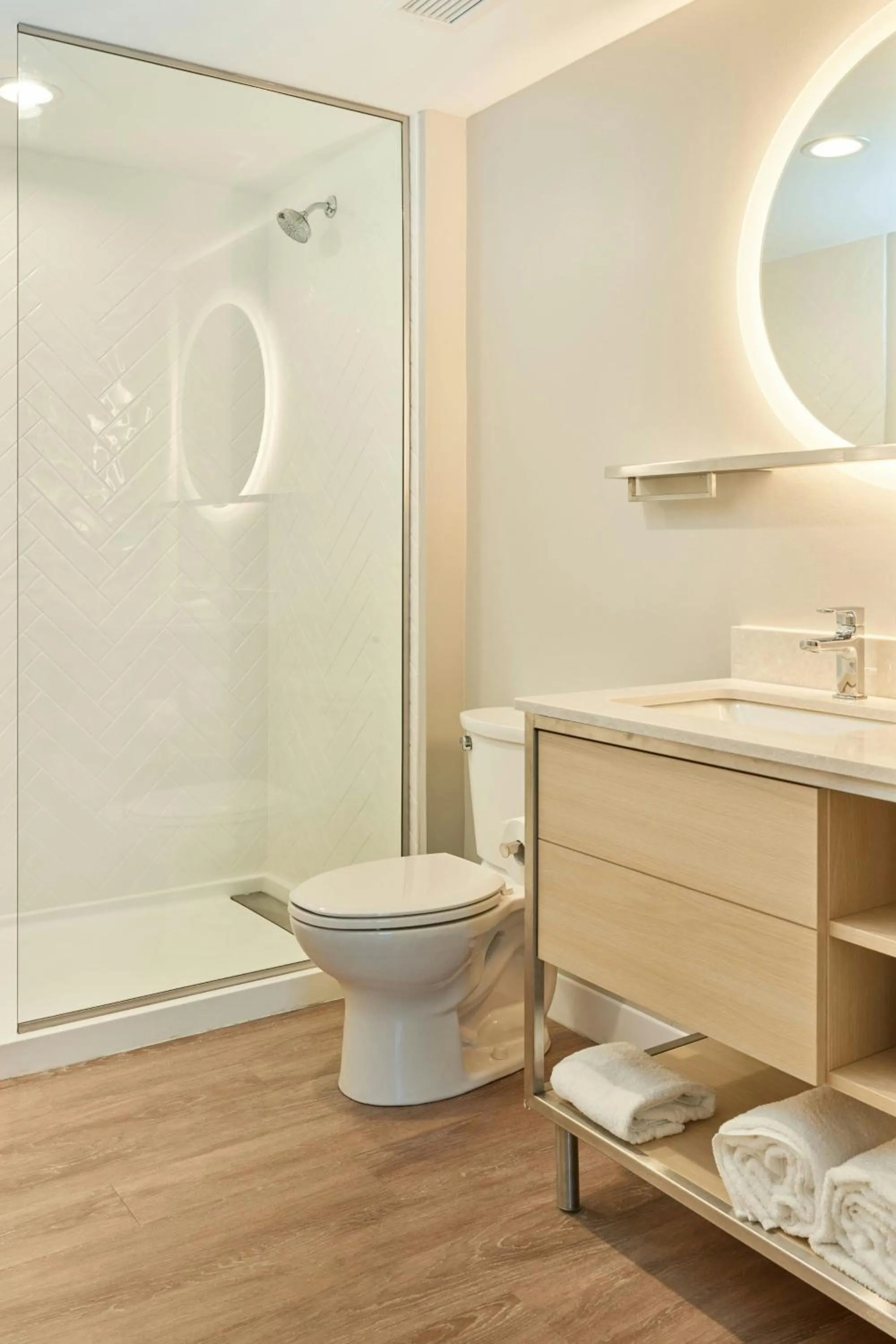 Bathroom in TownePlace Suites by Marriott Hixson