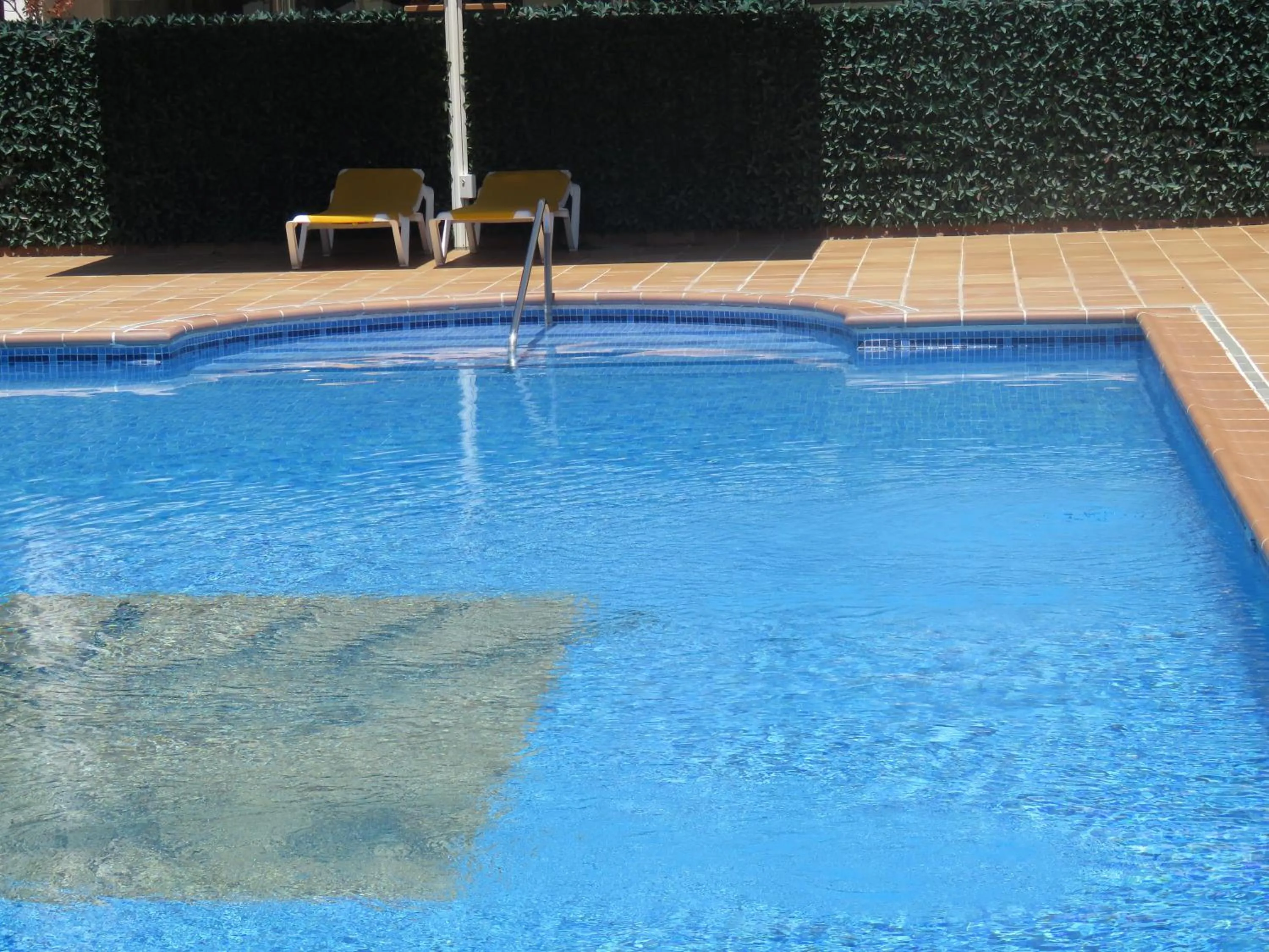 Swimming pool in Hotel Santa Anna