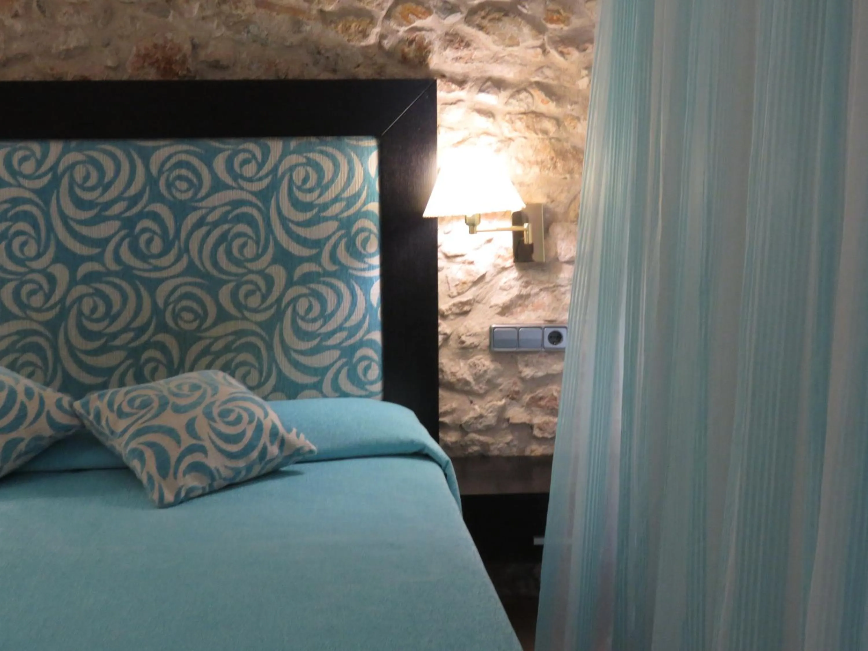 Decorative detail, Bed in Hotel Santa Anna