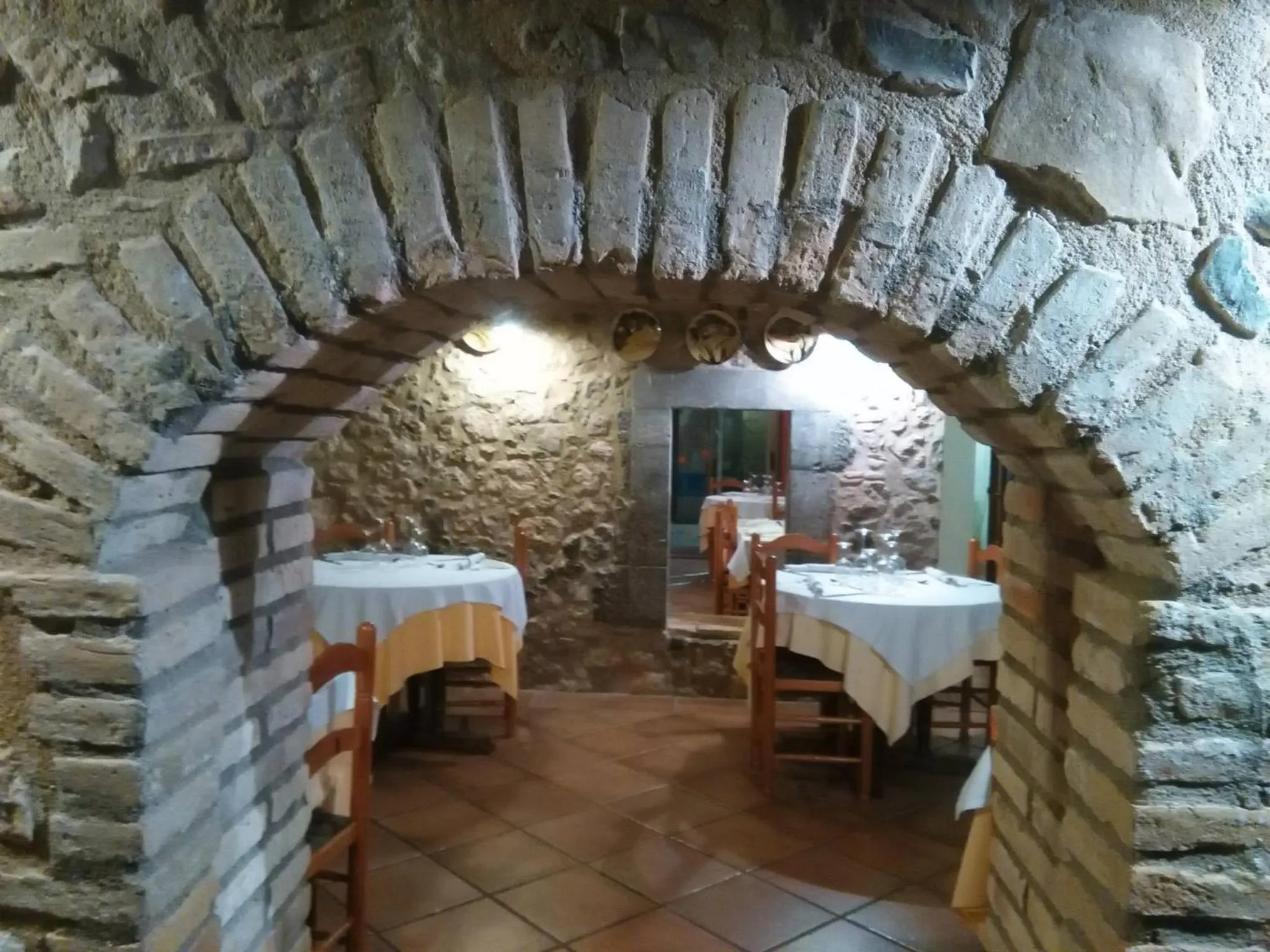 Restaurant/places to eat in Hotel Santa Anna