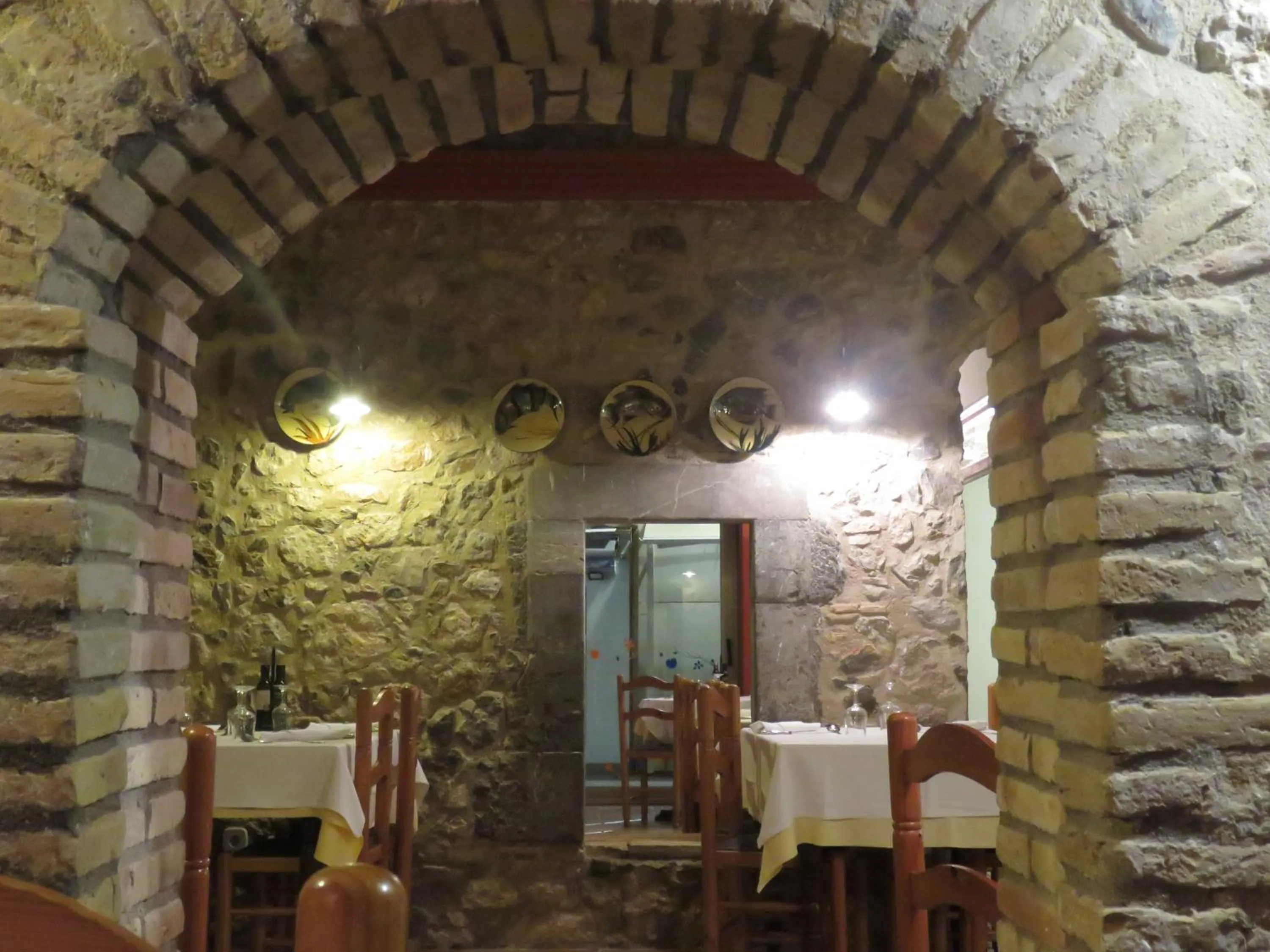 Restaurant/places to eat in Hotel Santa Anna