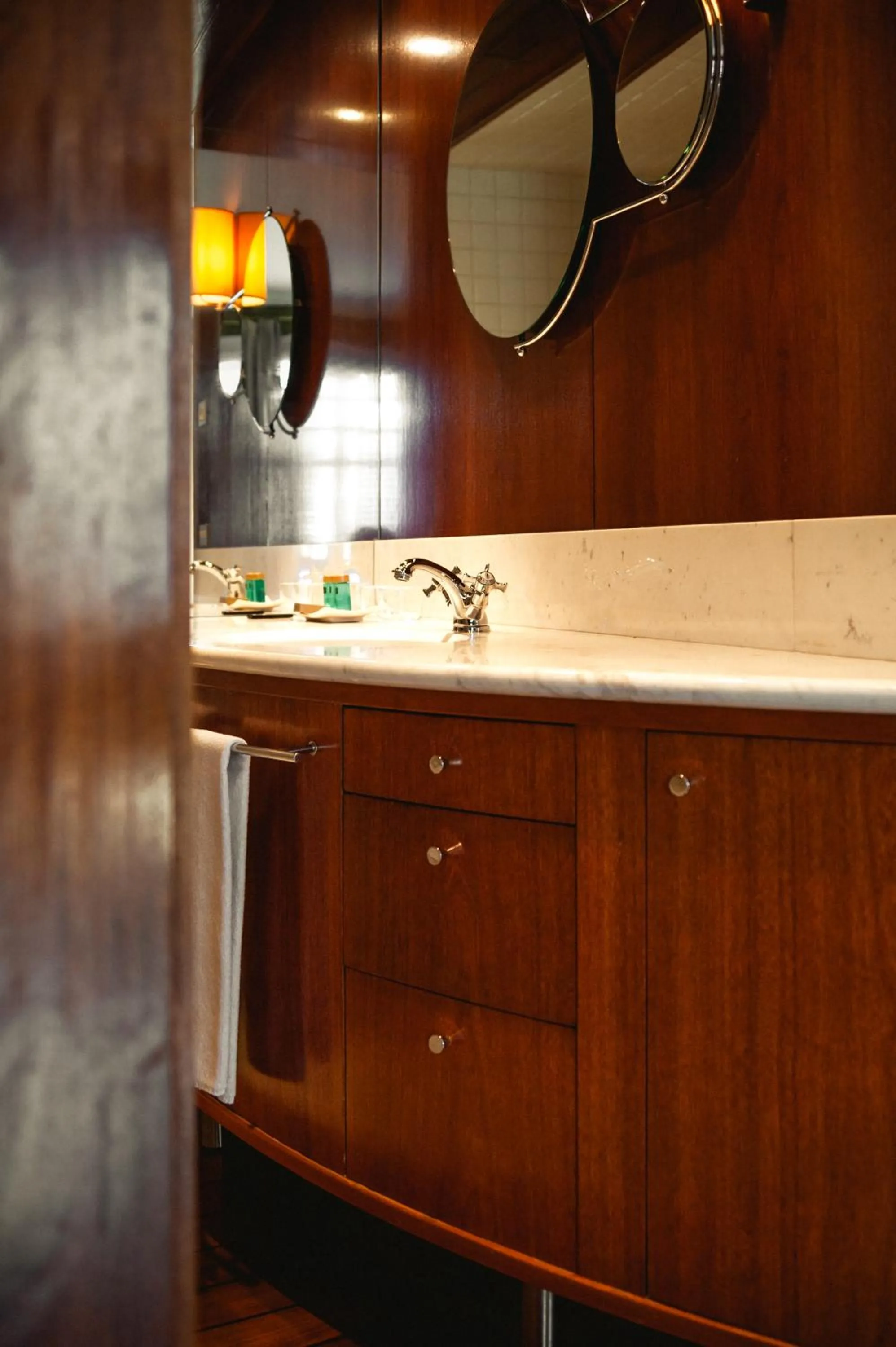 Bathroom in Fonda Hotel 1771