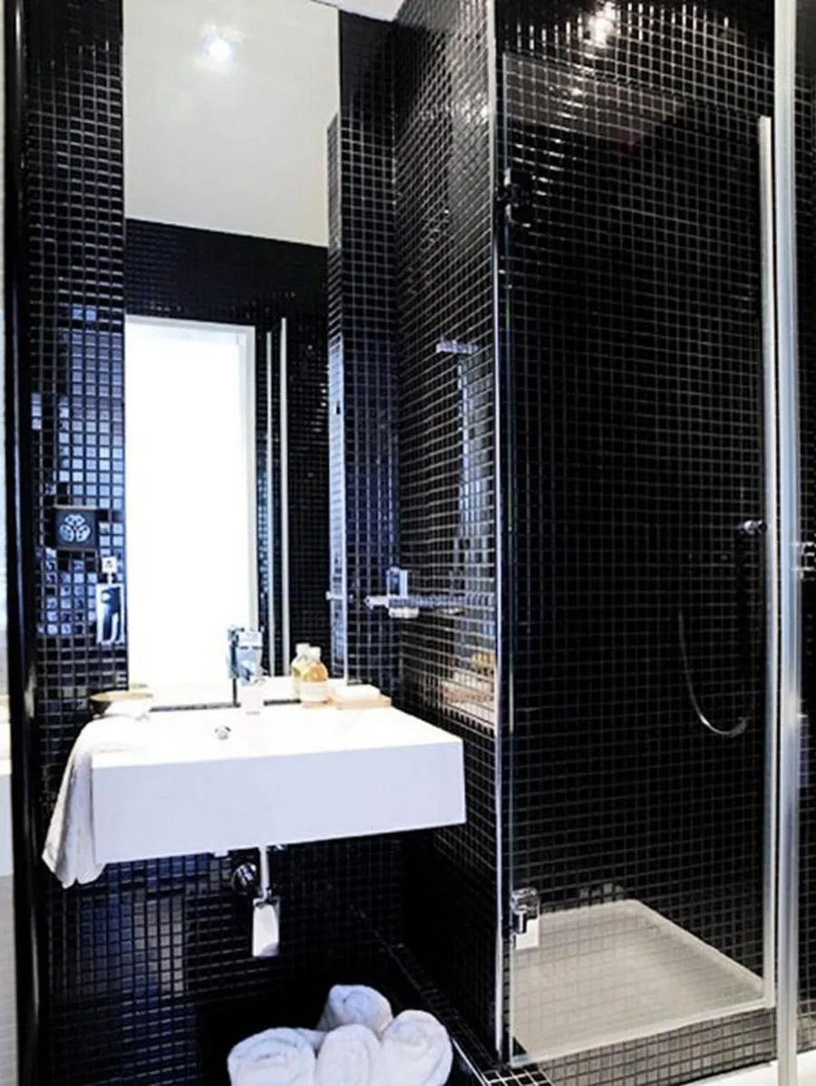 Bathroom in VISIONAPARTMENTS Cramerstrasse 8-12 - contactless check-in