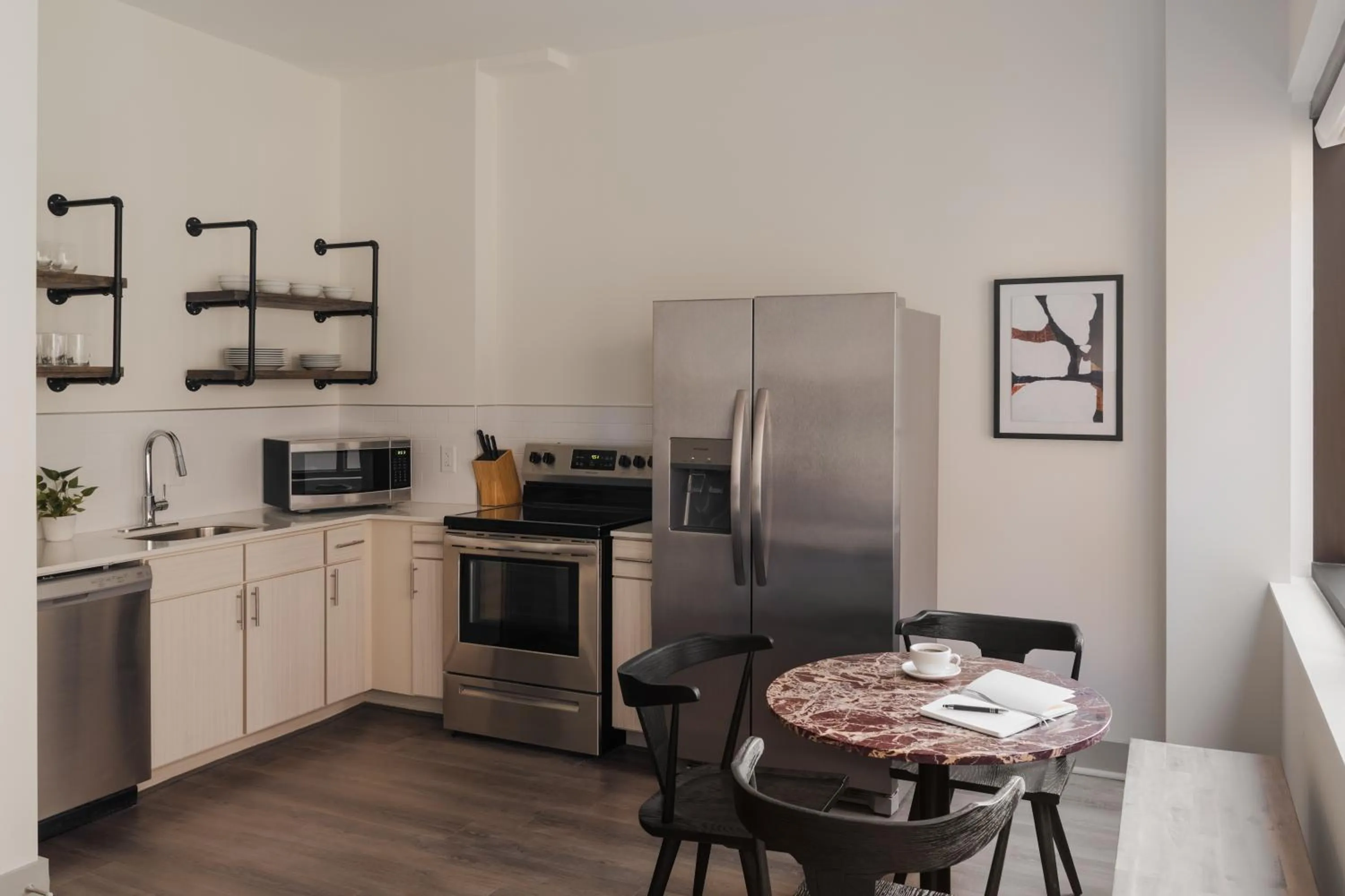 Coffee/tea facilities in Kasa Capitol Hill Downtown Nashville