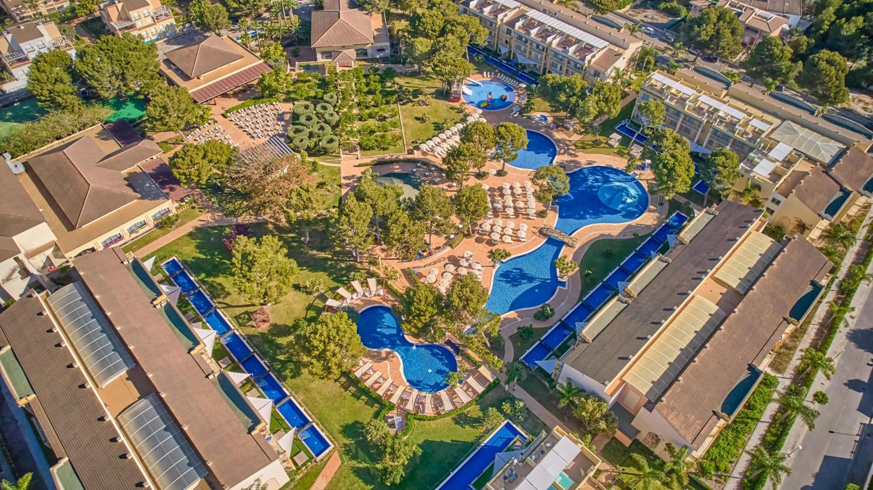 Area and facilities in Zafiro Mallorca & Spa