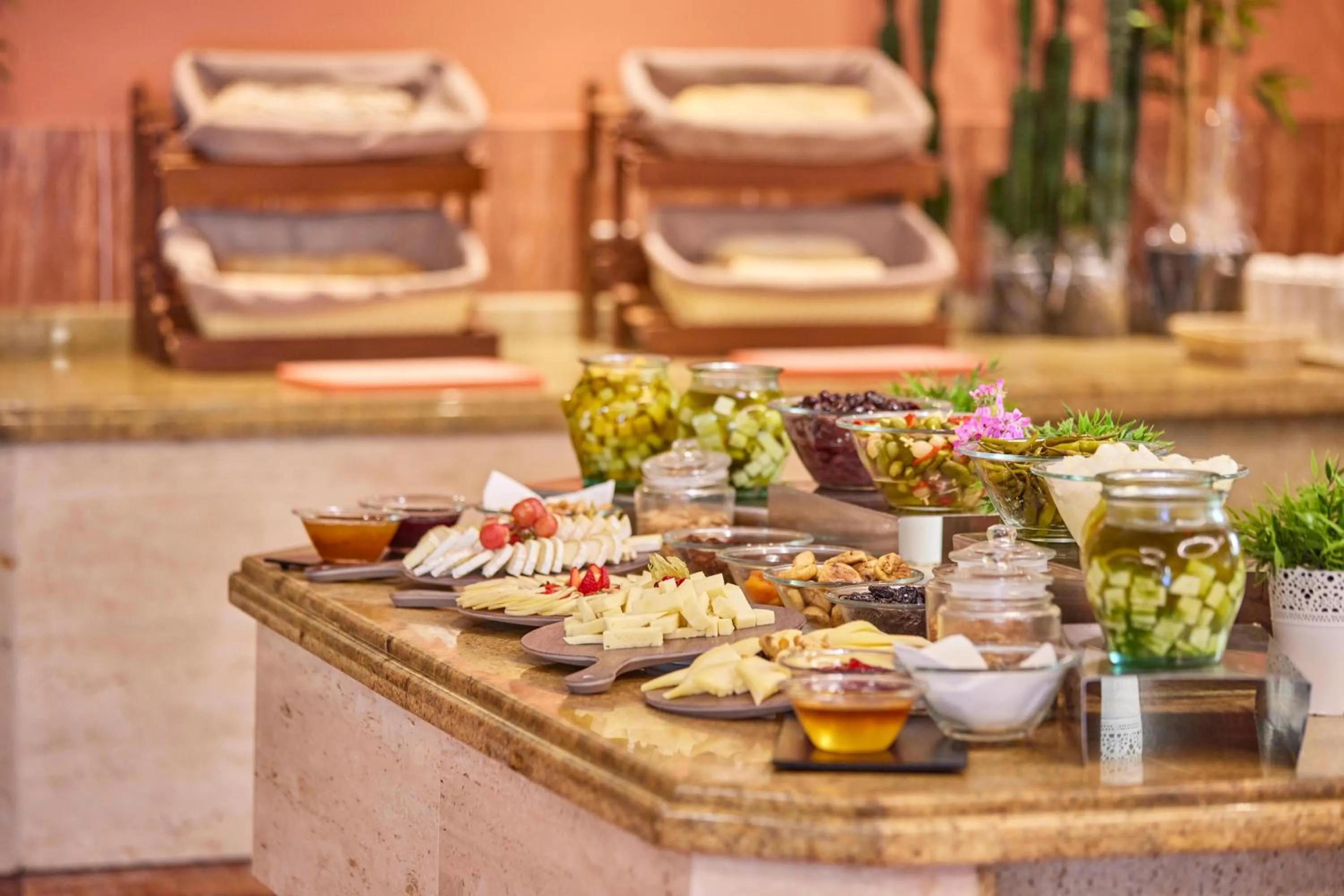 Restaurant/places to eat in Zafiro Mallorca & Spa