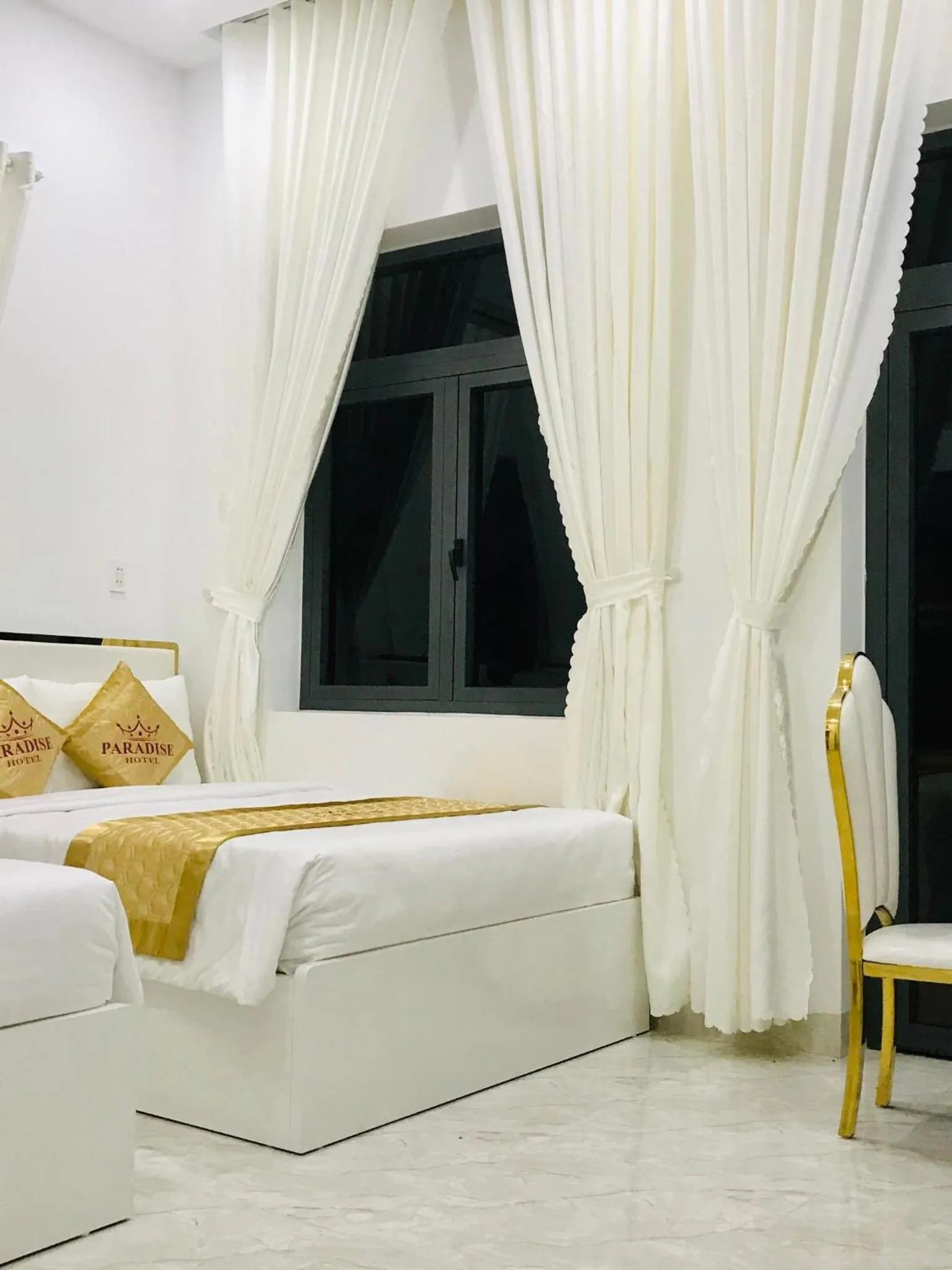 Bed in Paradise Hotel & Homestay access alley 100m