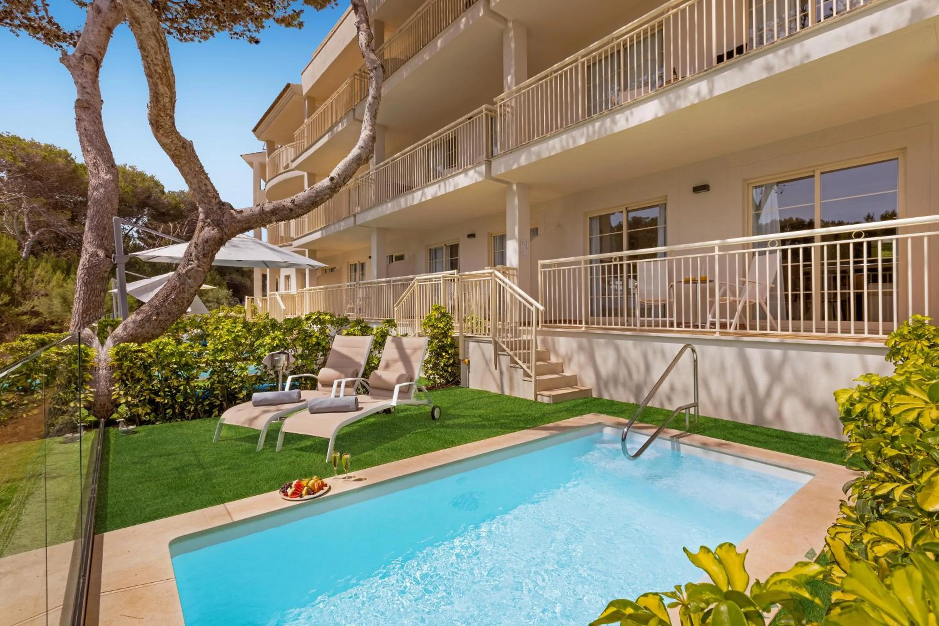 Photo of the whole room in VIVA Cala Mesquida Suites & Spa Adults Only 16