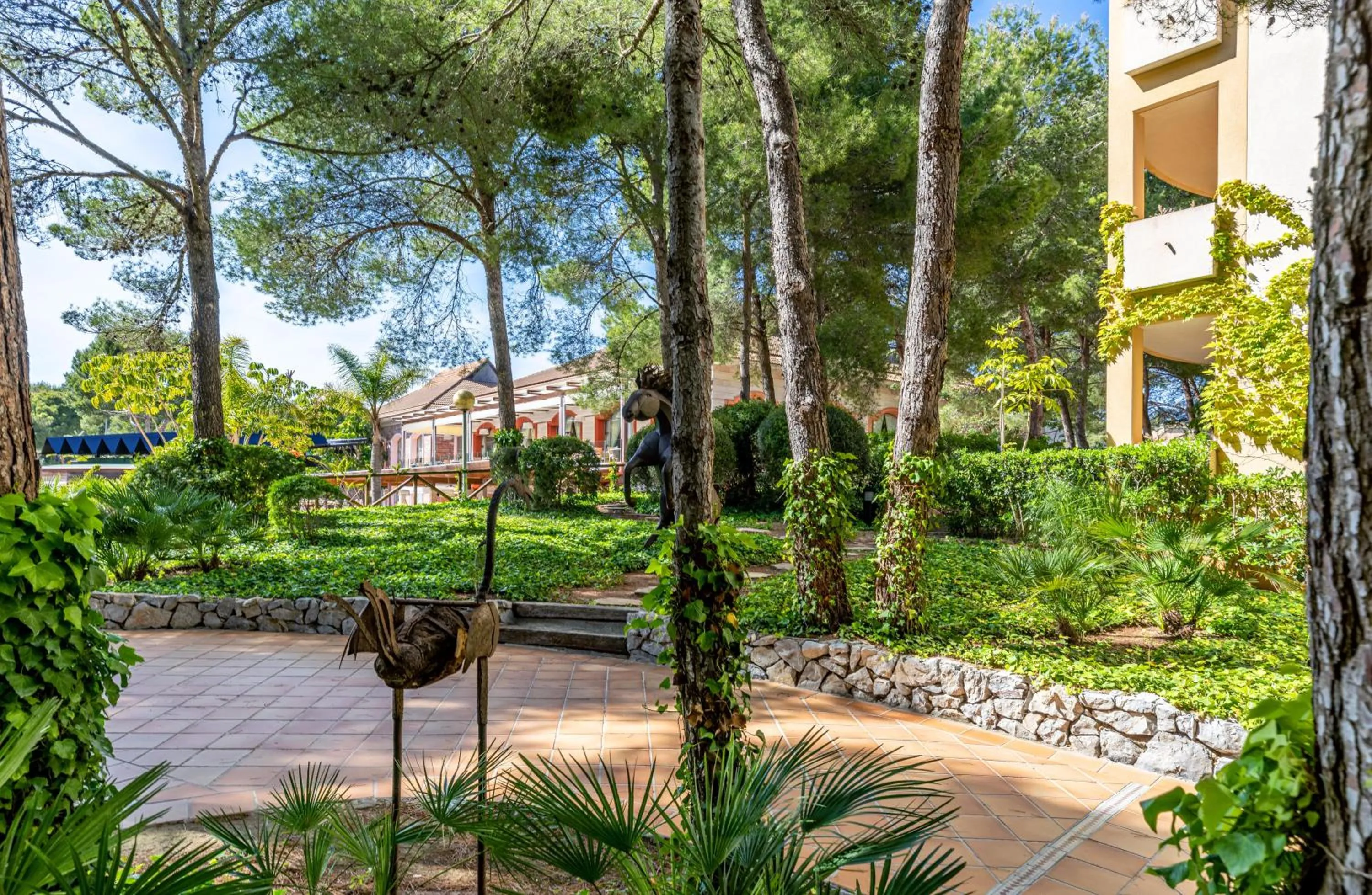 Garden in VIVA Cala Mesquida Suites & Spa Adults Only 16
