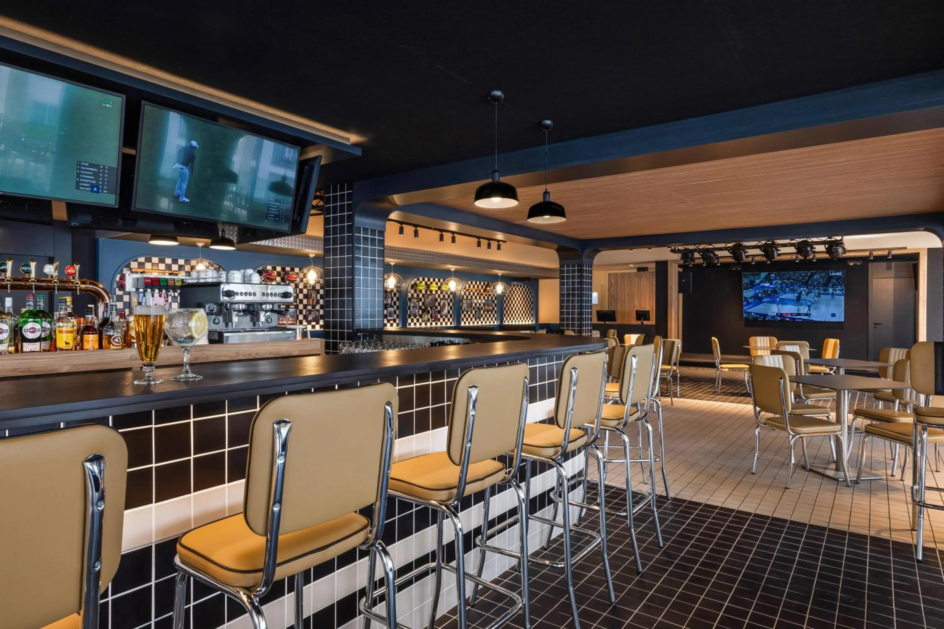 Lounge or bar in VIVA Cala Mesquida Resort & Spa