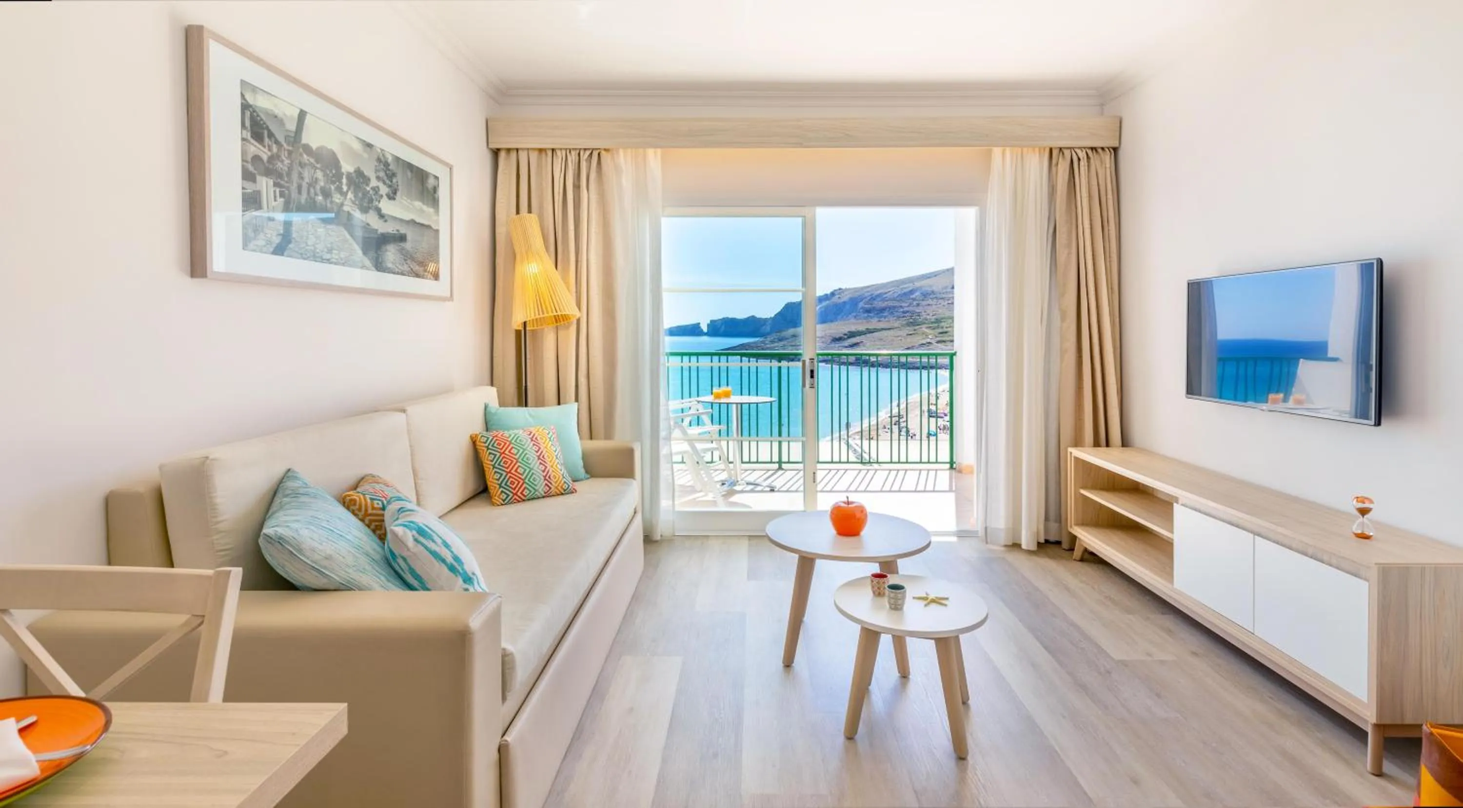 Photo of the whole room in VIVA Cala Mesquida Resort & Spa