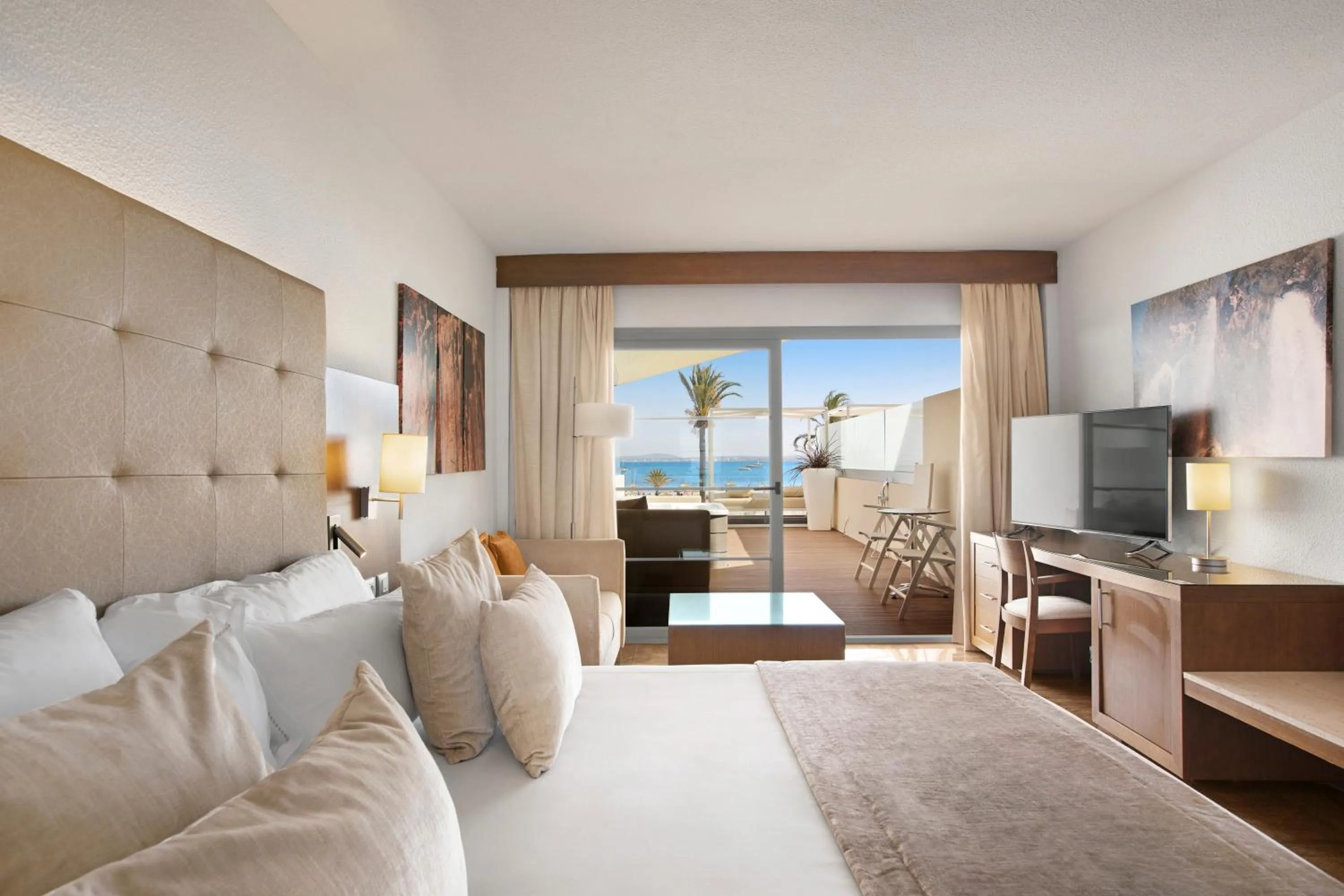 Bed in VIVA Golf Adults Only 18+