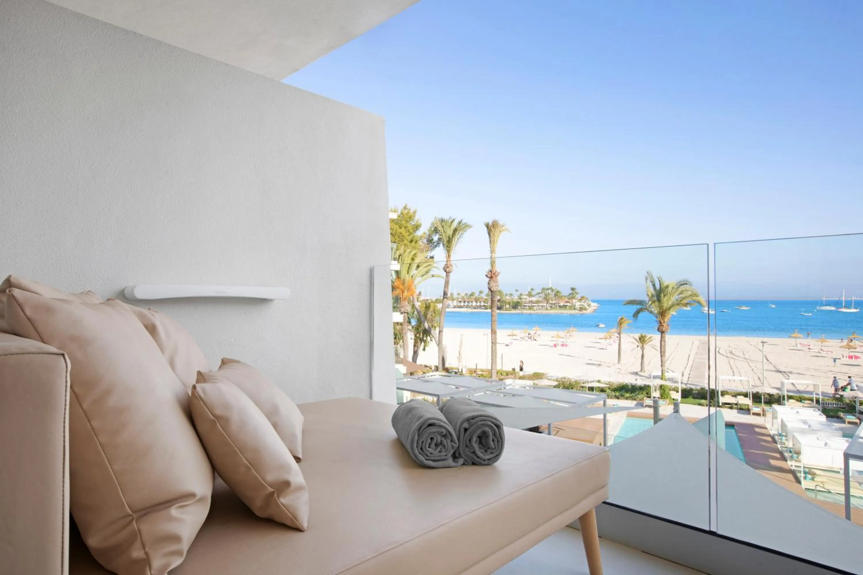 Bed in VIVA Golf Adults Only 18+