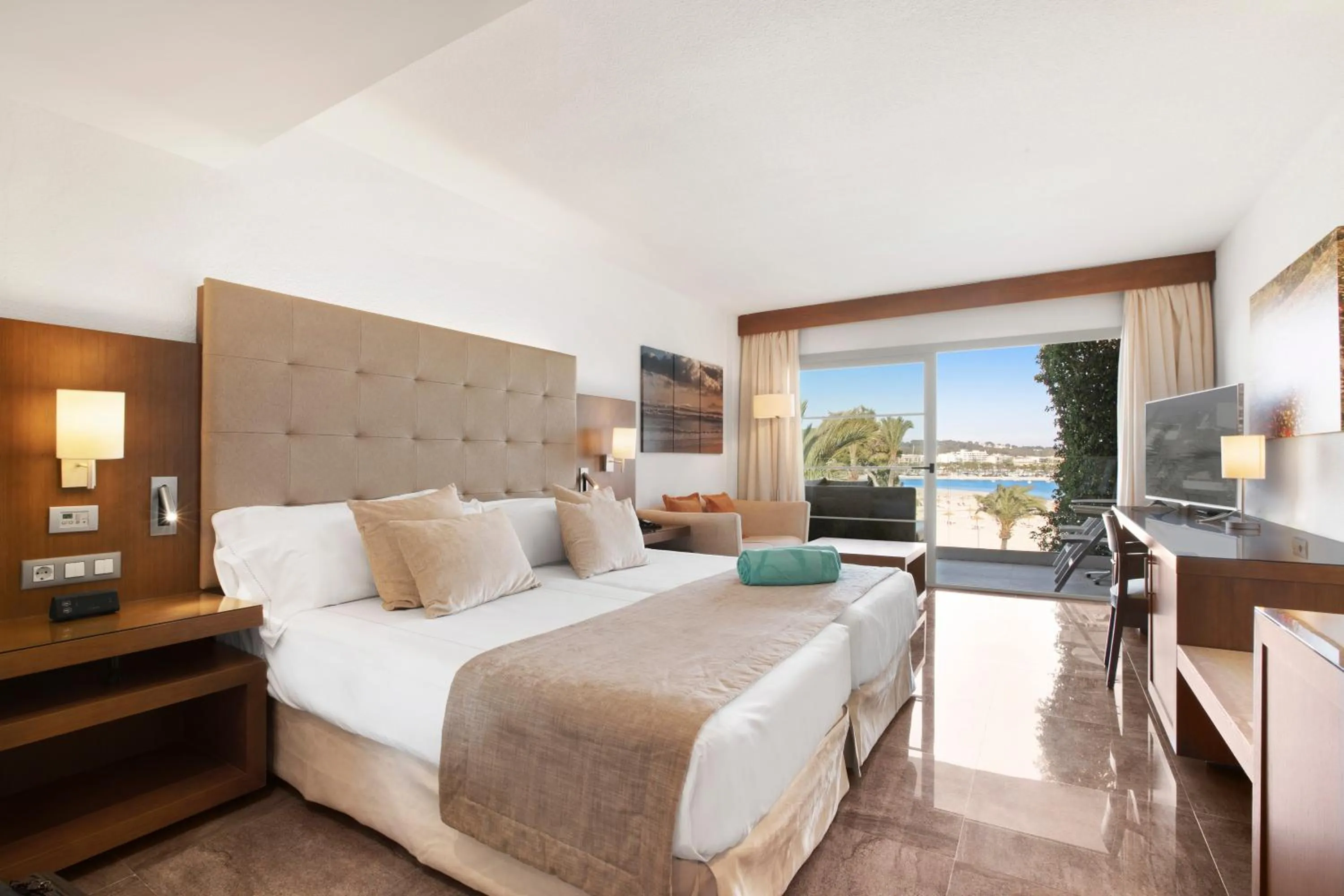 Bed in VIVA Golf Adults Only 18+