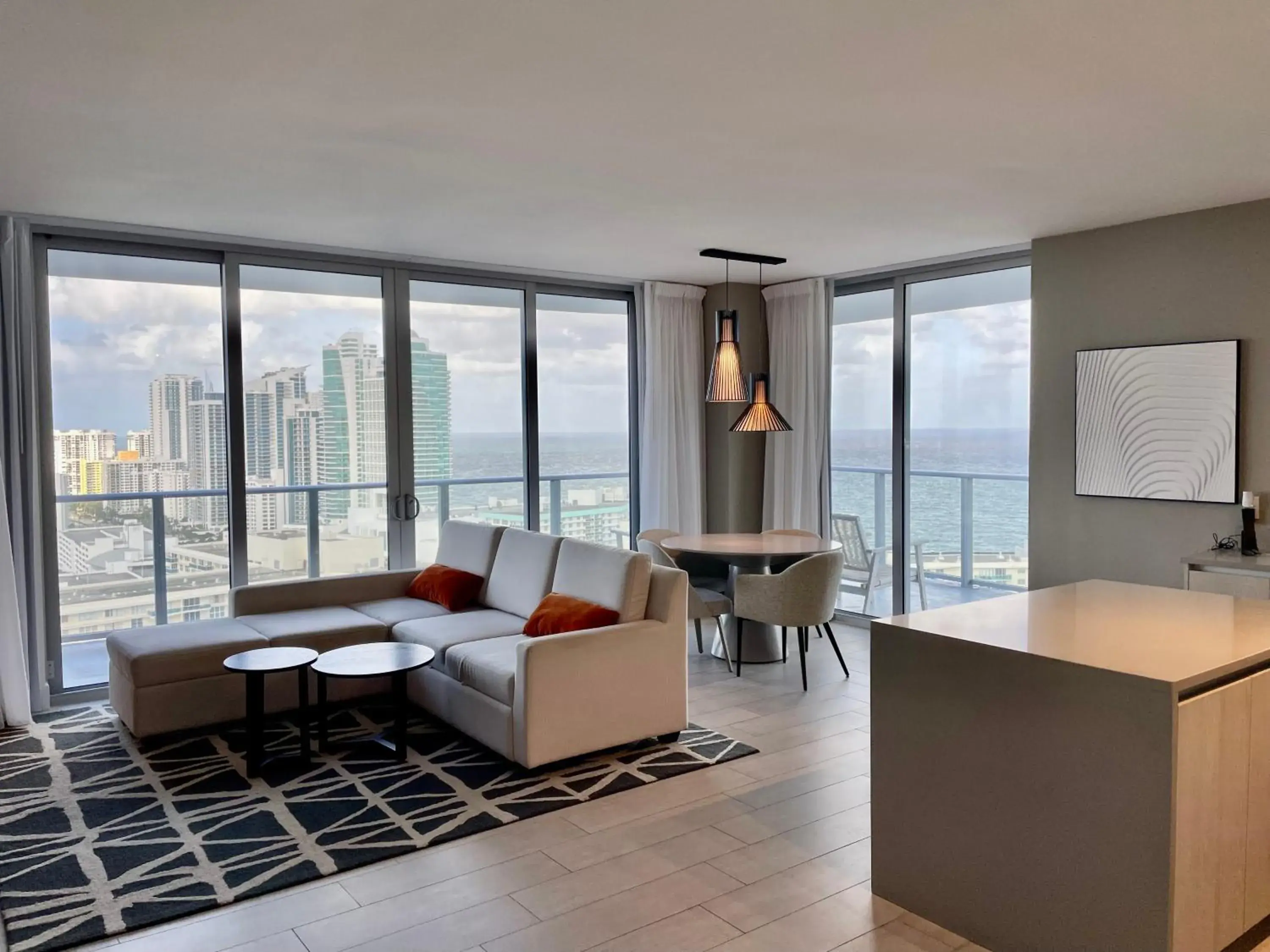 Hyde Beach House Lux Apartment Hyde Beach House Lux Apartment