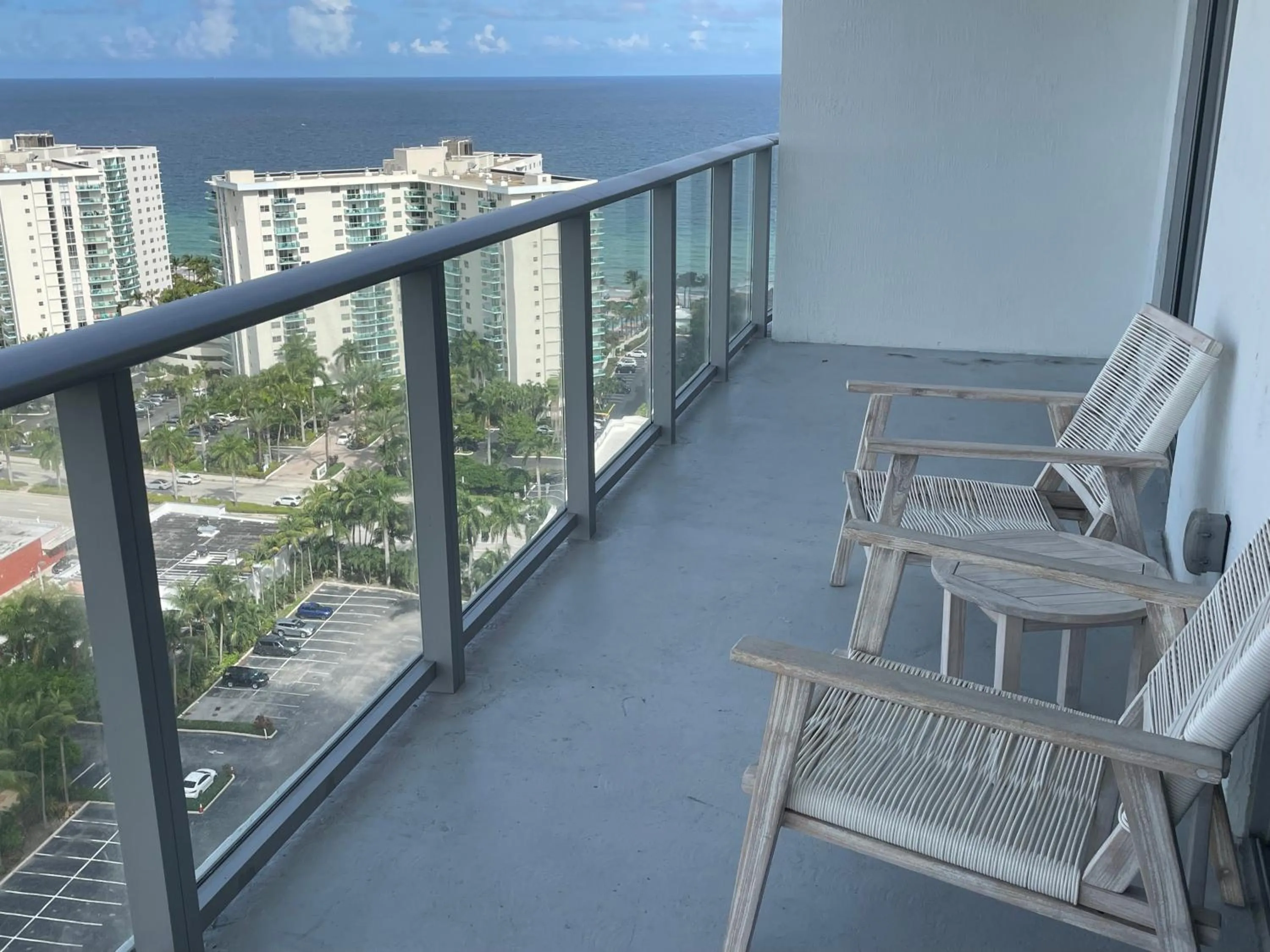 Hyde Beach House Lux Apartment