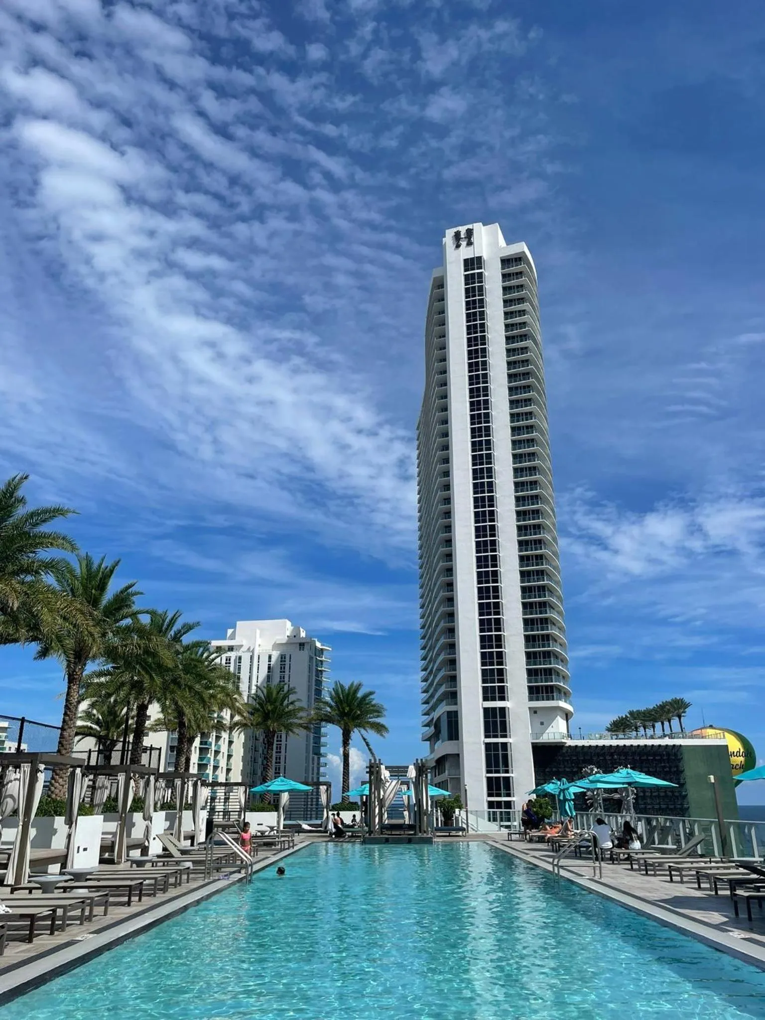 Property building in Hyde Beach House Lux Apartment