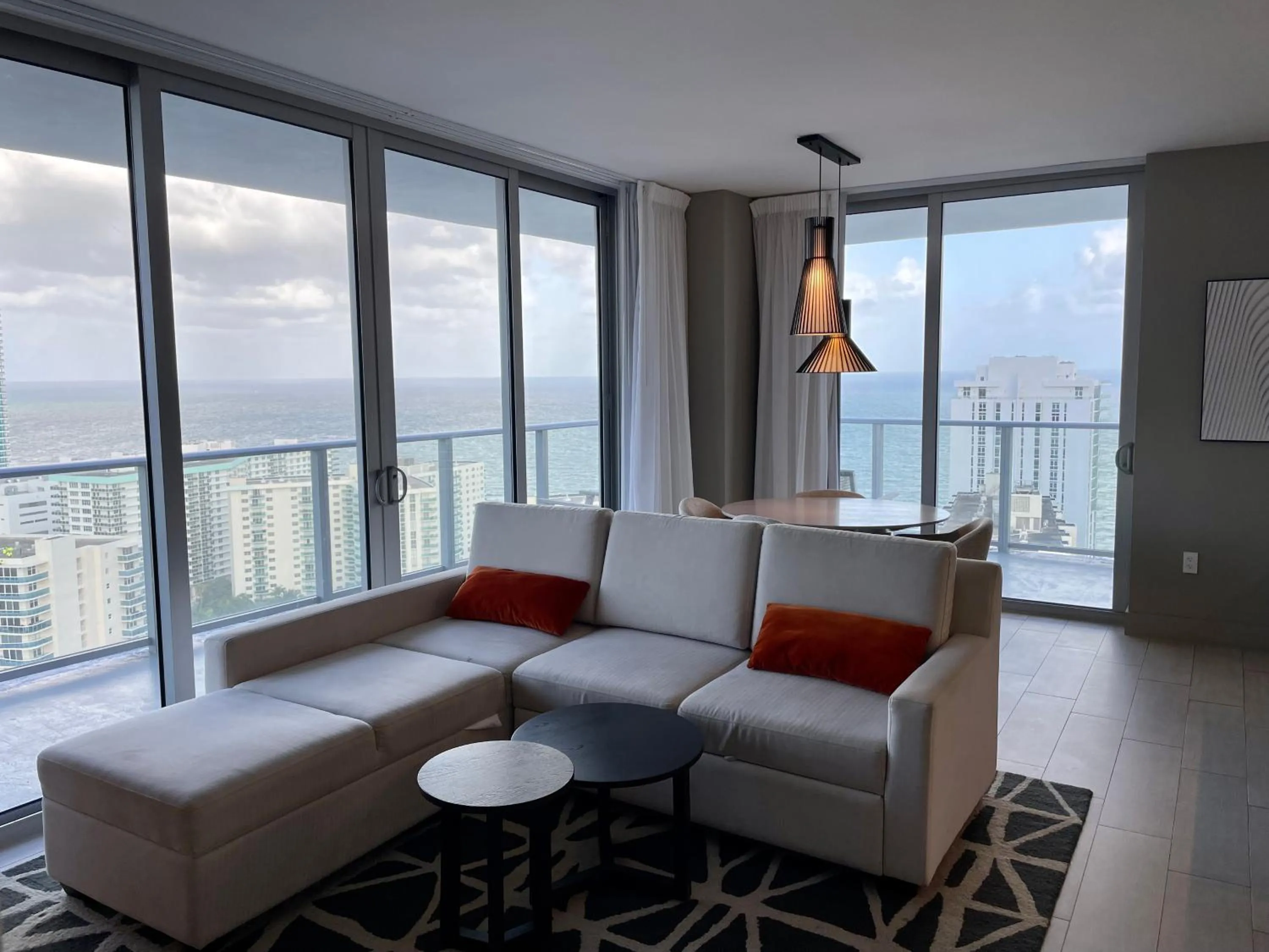 Seating area in Hyde Beach House Lux Apartment