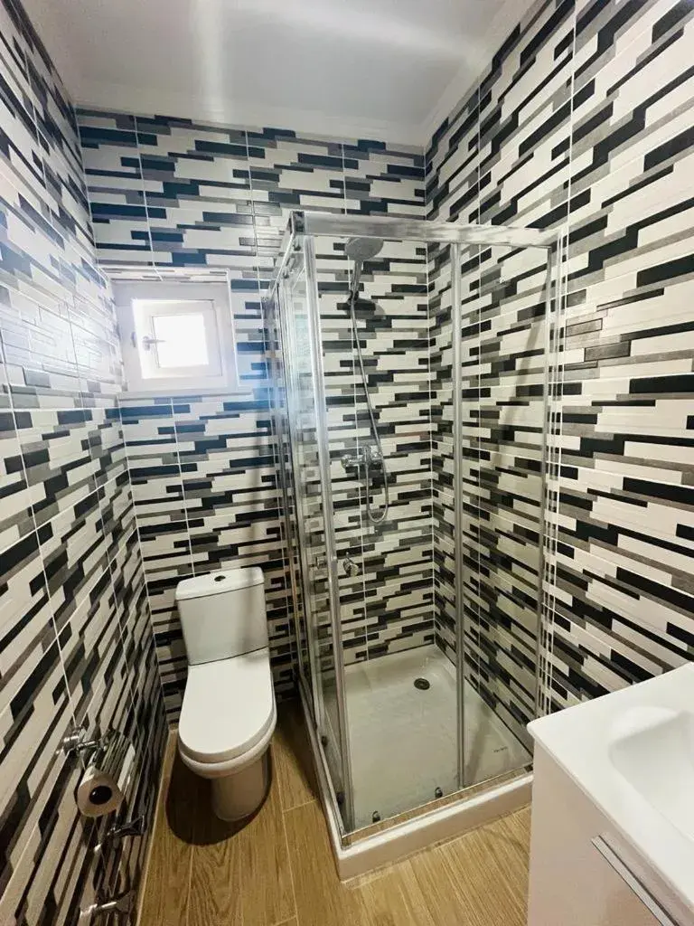 Double or Twin Room - single occupancy in Hotel Kenito Double or Twin Room - single occupancy in Hotel Kenito