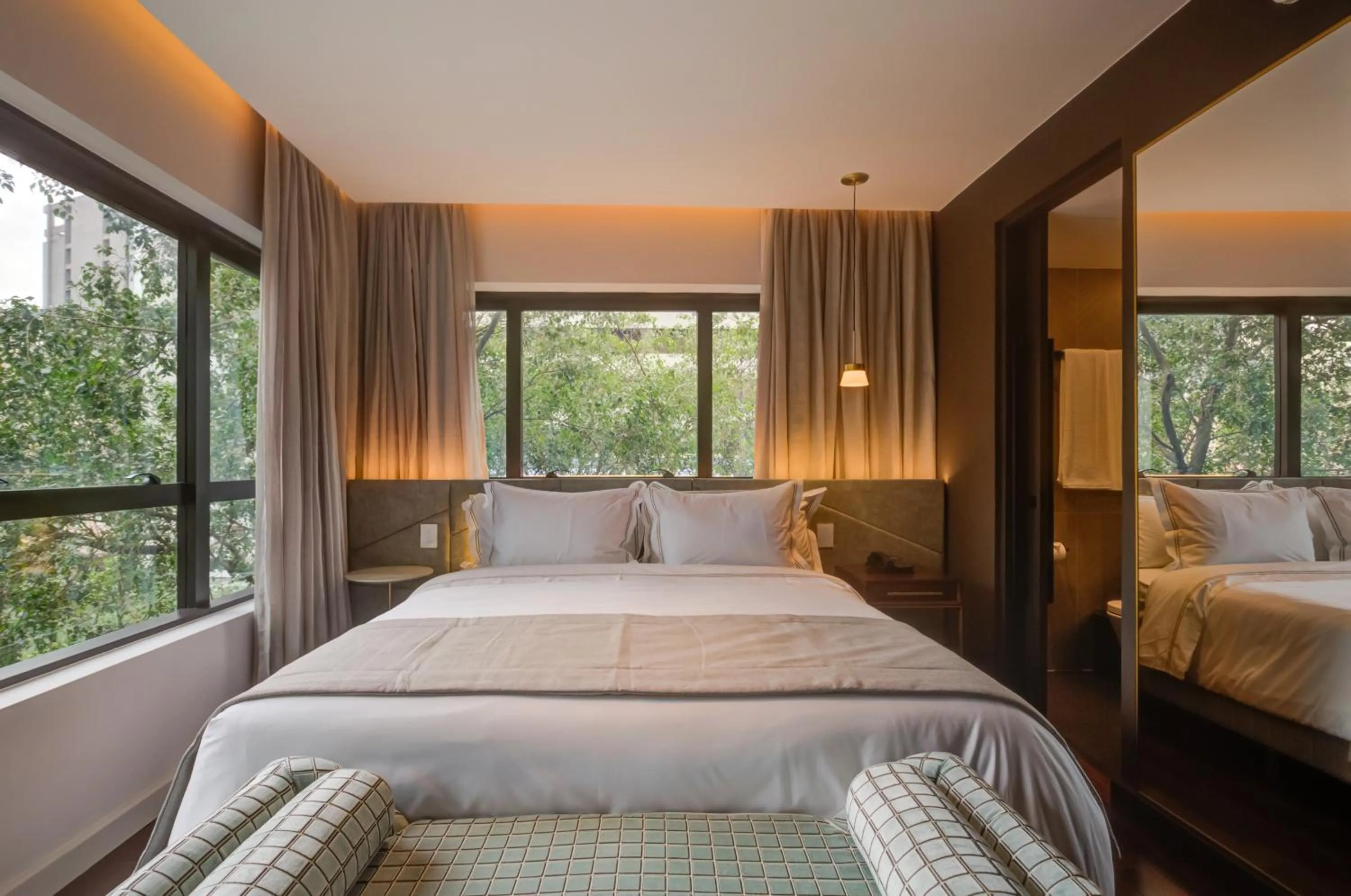 Bedroom, Bed in Qoya São Paulo Paulista, Curio Collection by Hilton