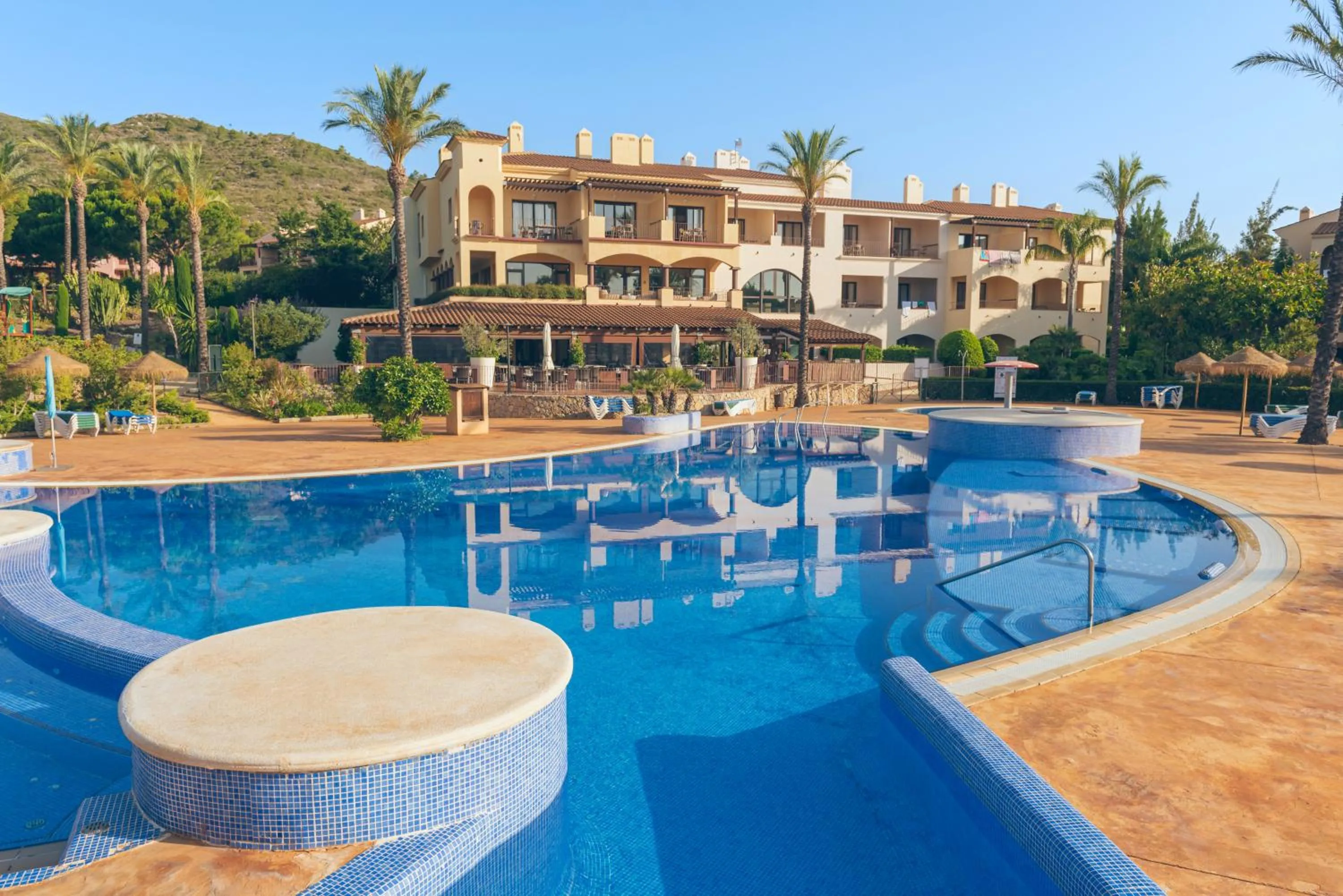 Property building in Pierre & Vacances Resort Bonavista de Bonmont