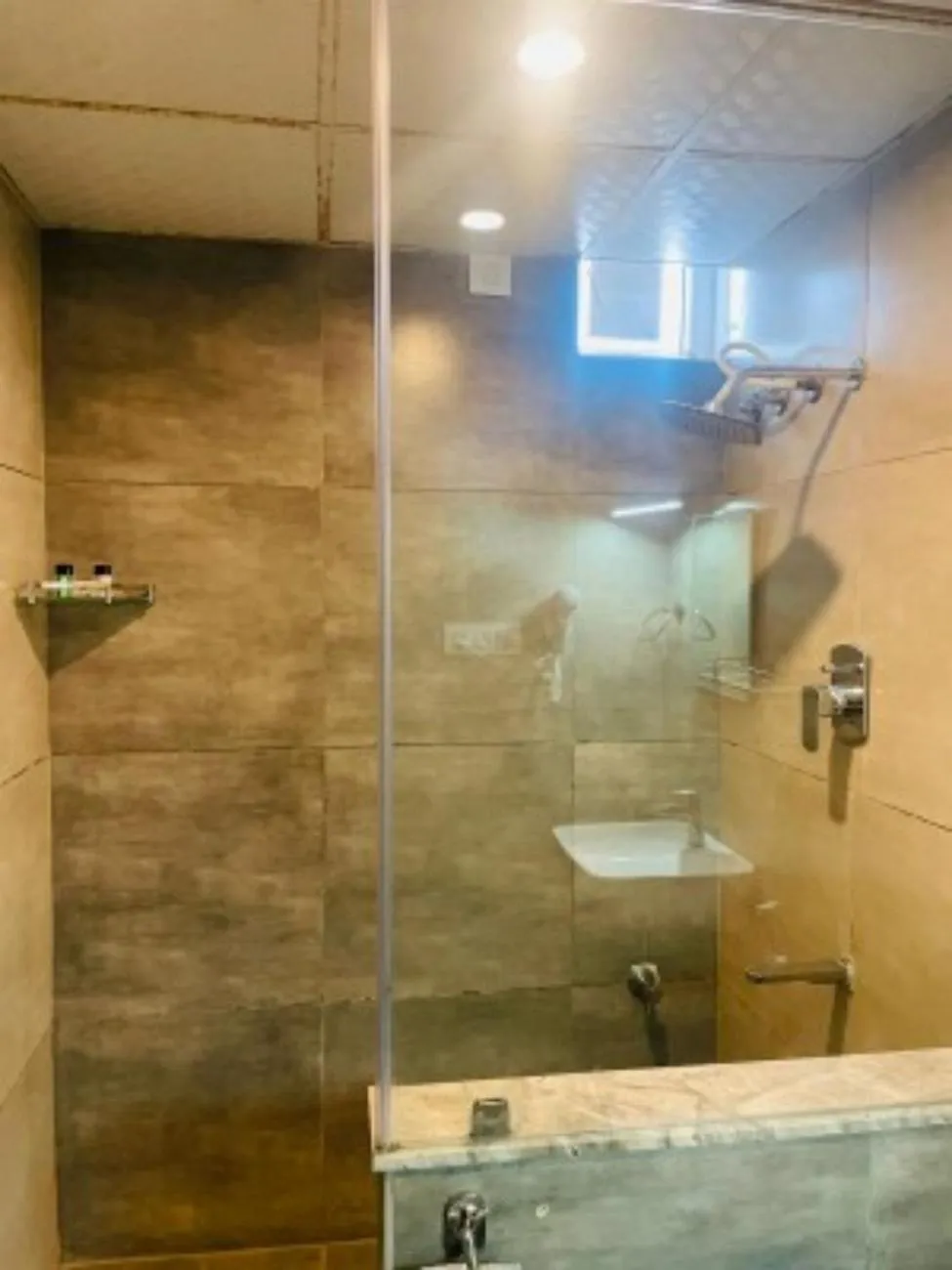 Shower in VOVO HOTELS