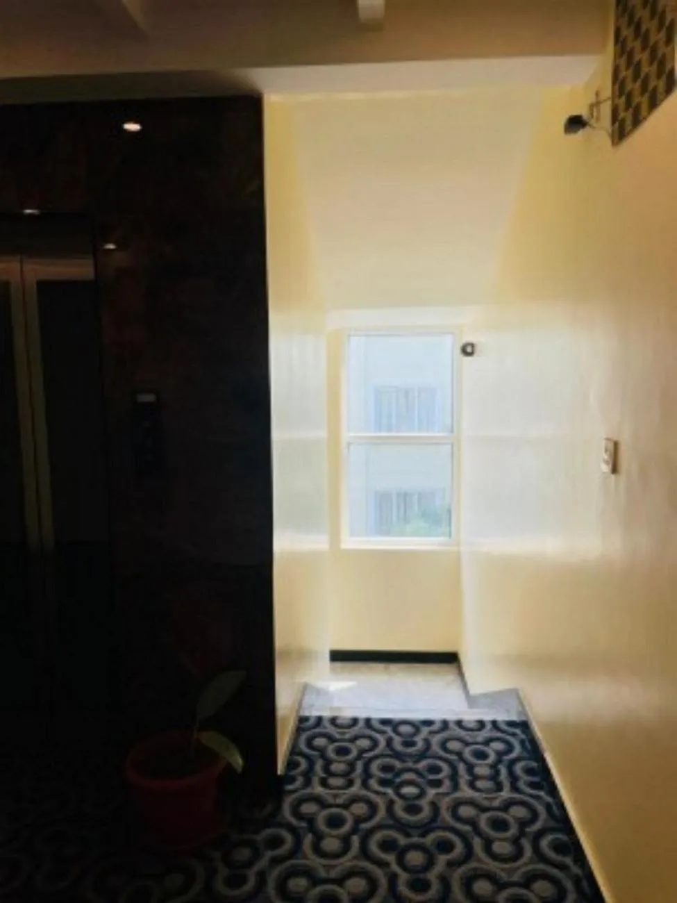 Communal lounge/ TV room in VOVO HOTELS