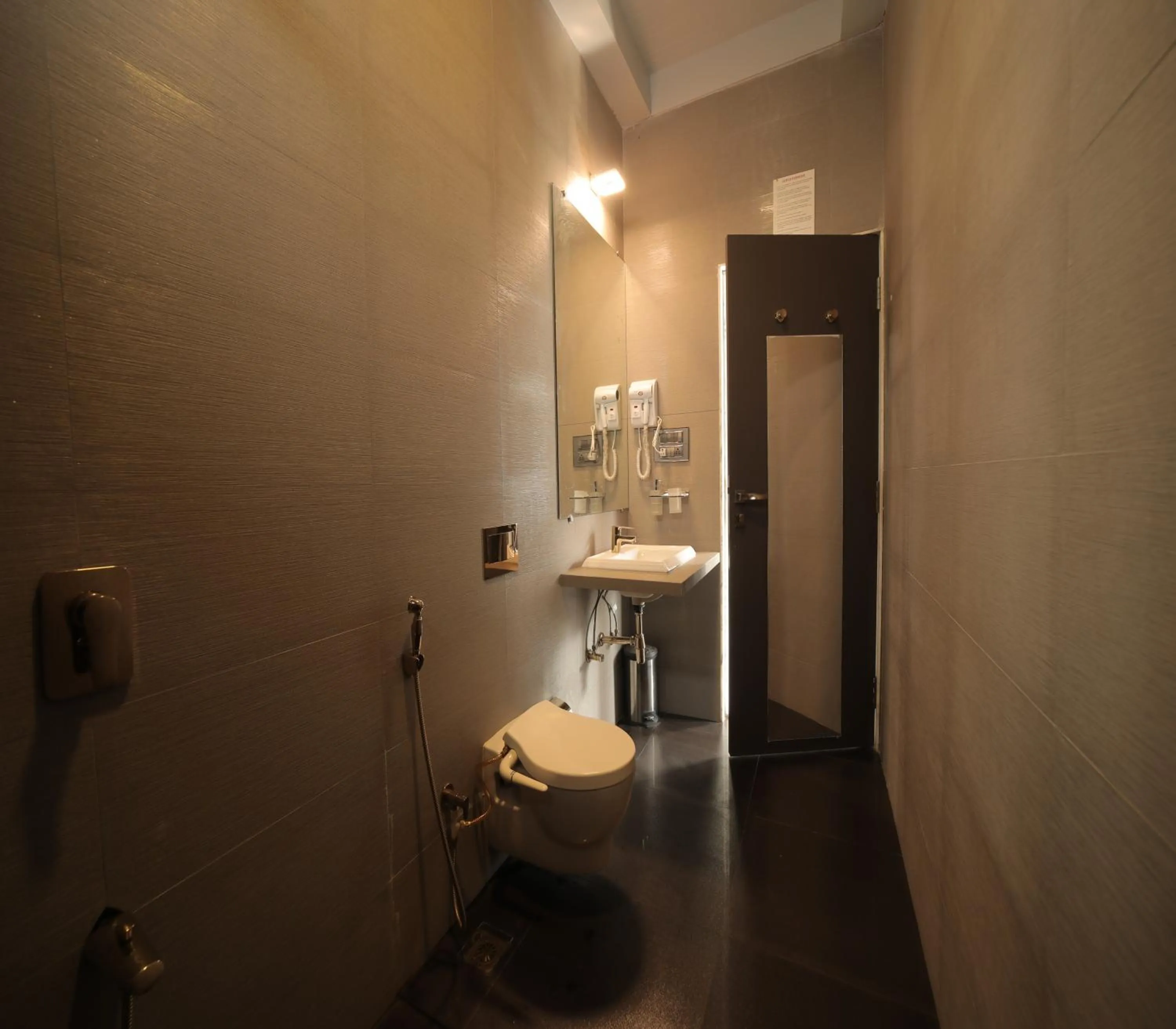 Bathroom in 360 South, Khandala