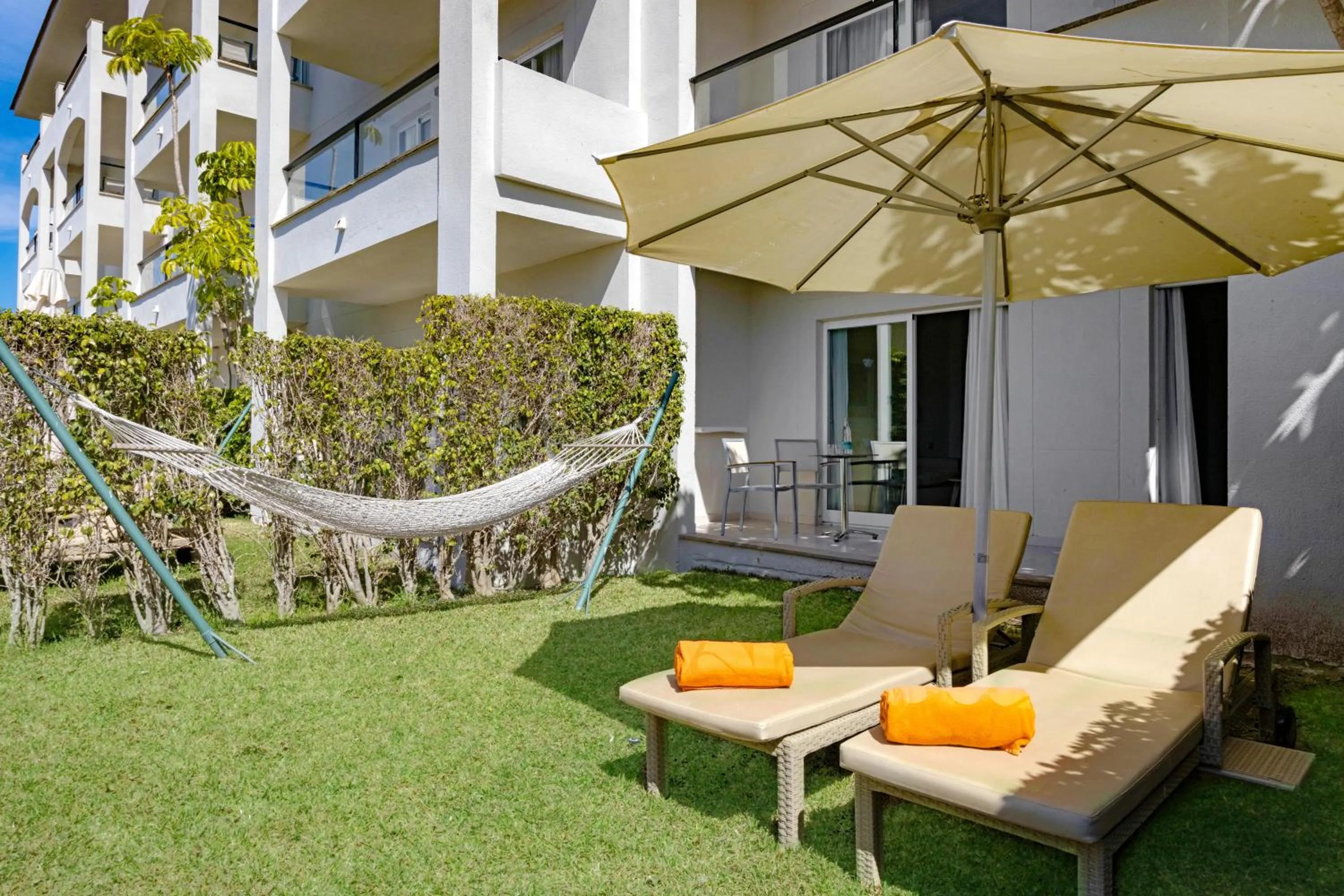 Patio in VIVA Blue & Spa