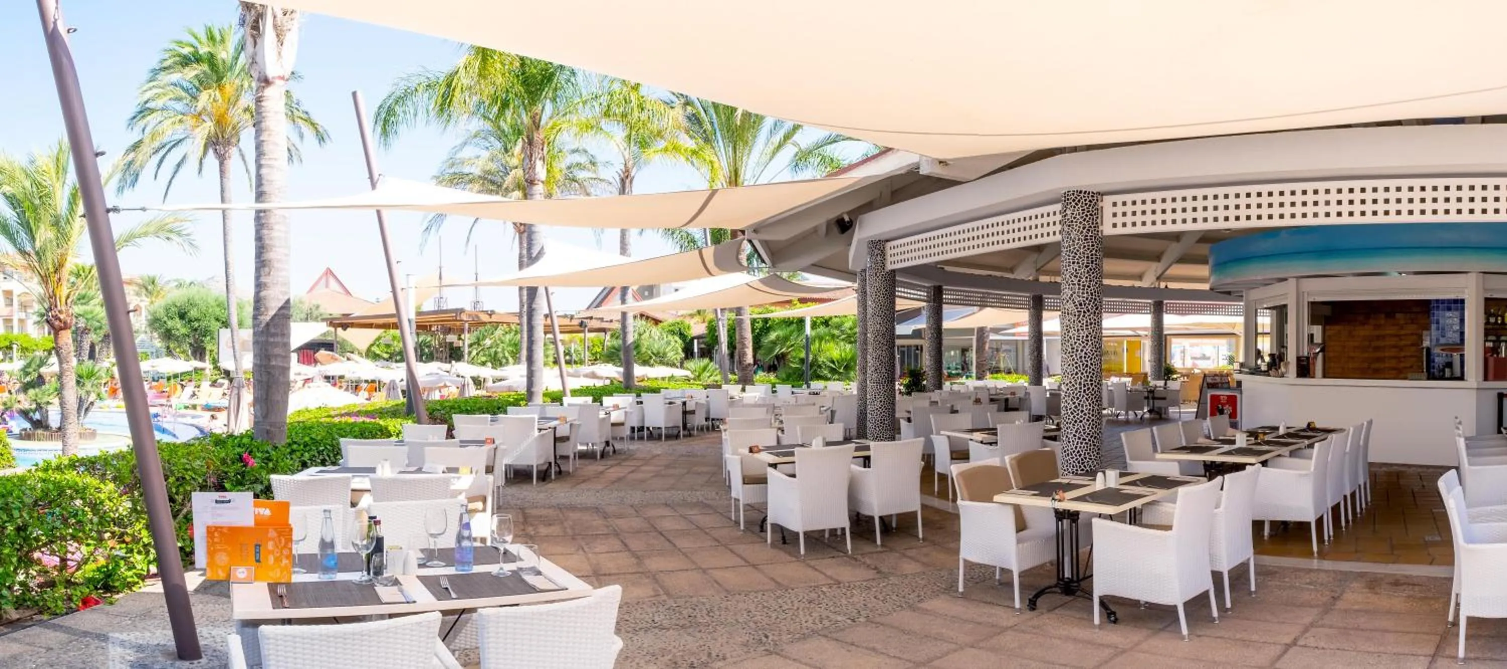 Lounge or bar in VIVA Blue & Spa