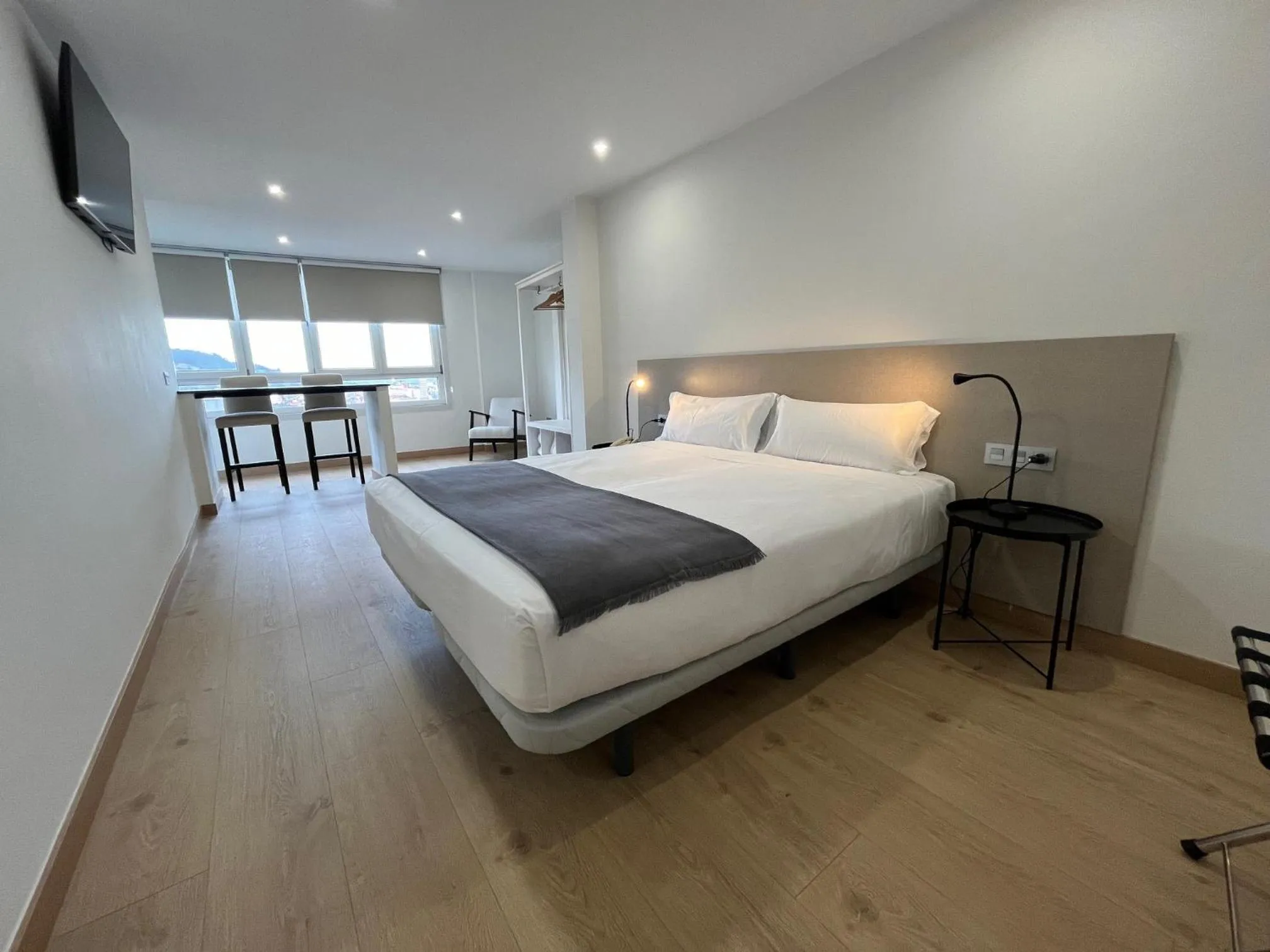 Photo of the whole room, Bed in Hotel Gran Regente