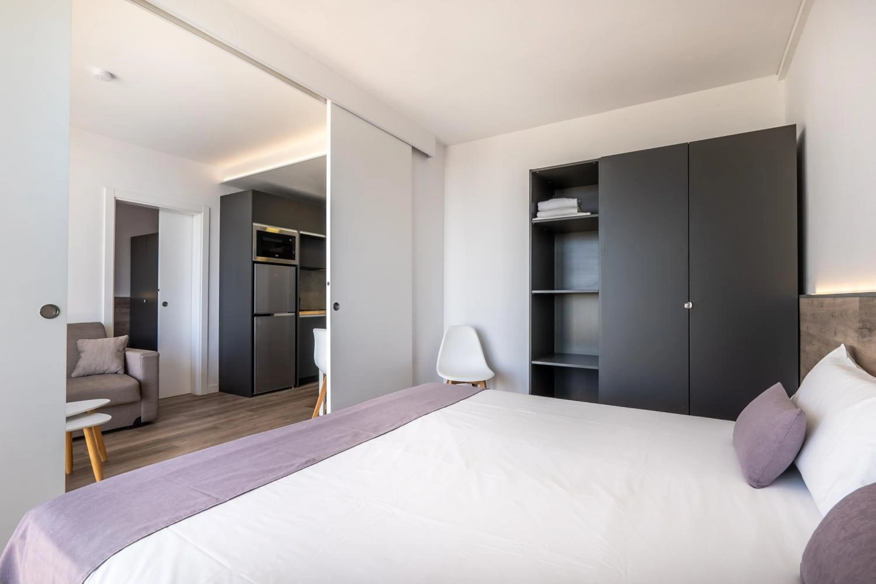 Bedroom, Bed in Aparthotel Comtat Sant Jordi