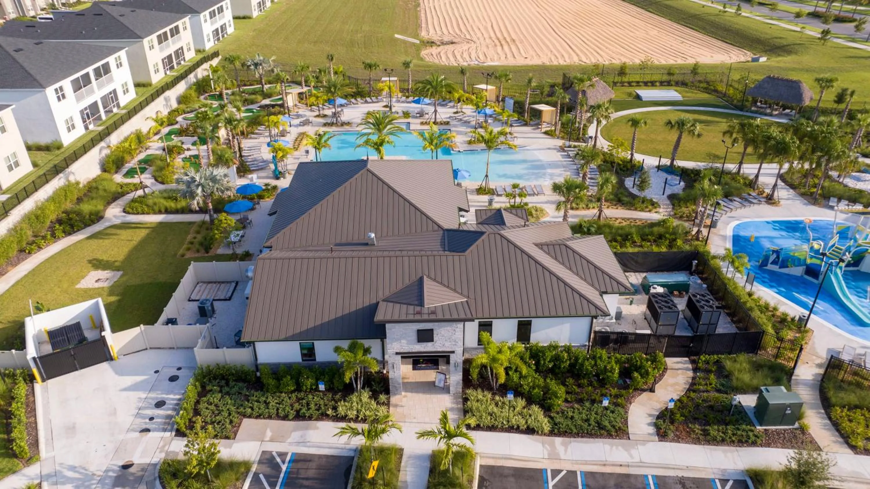 Stunning 4 Bd w/ Pool Close to Disney @ Champions Gate 1158