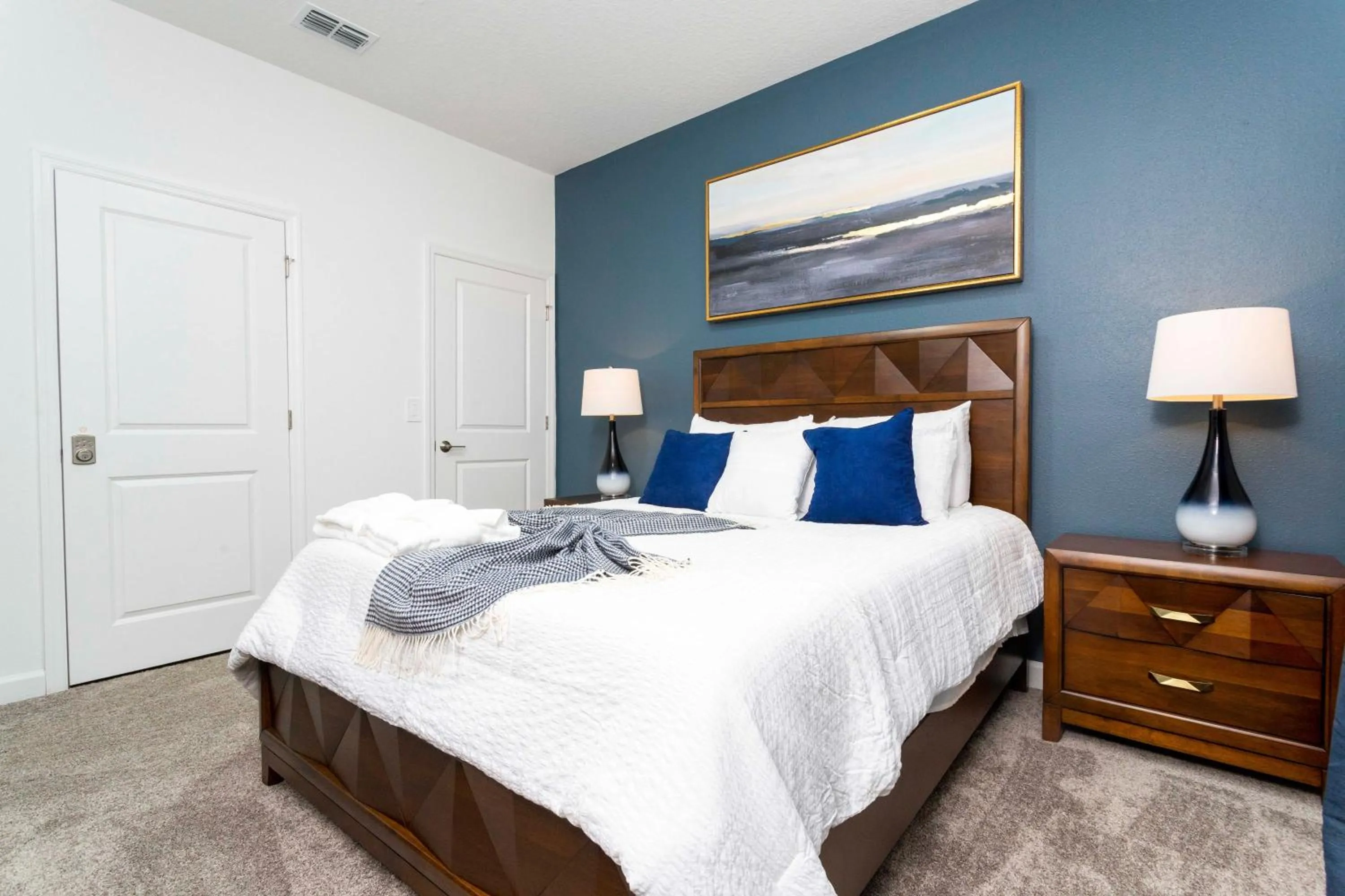 Bed in Stunning 4 Bd w/ Pool Close to Disney @ Champions Gate 1158